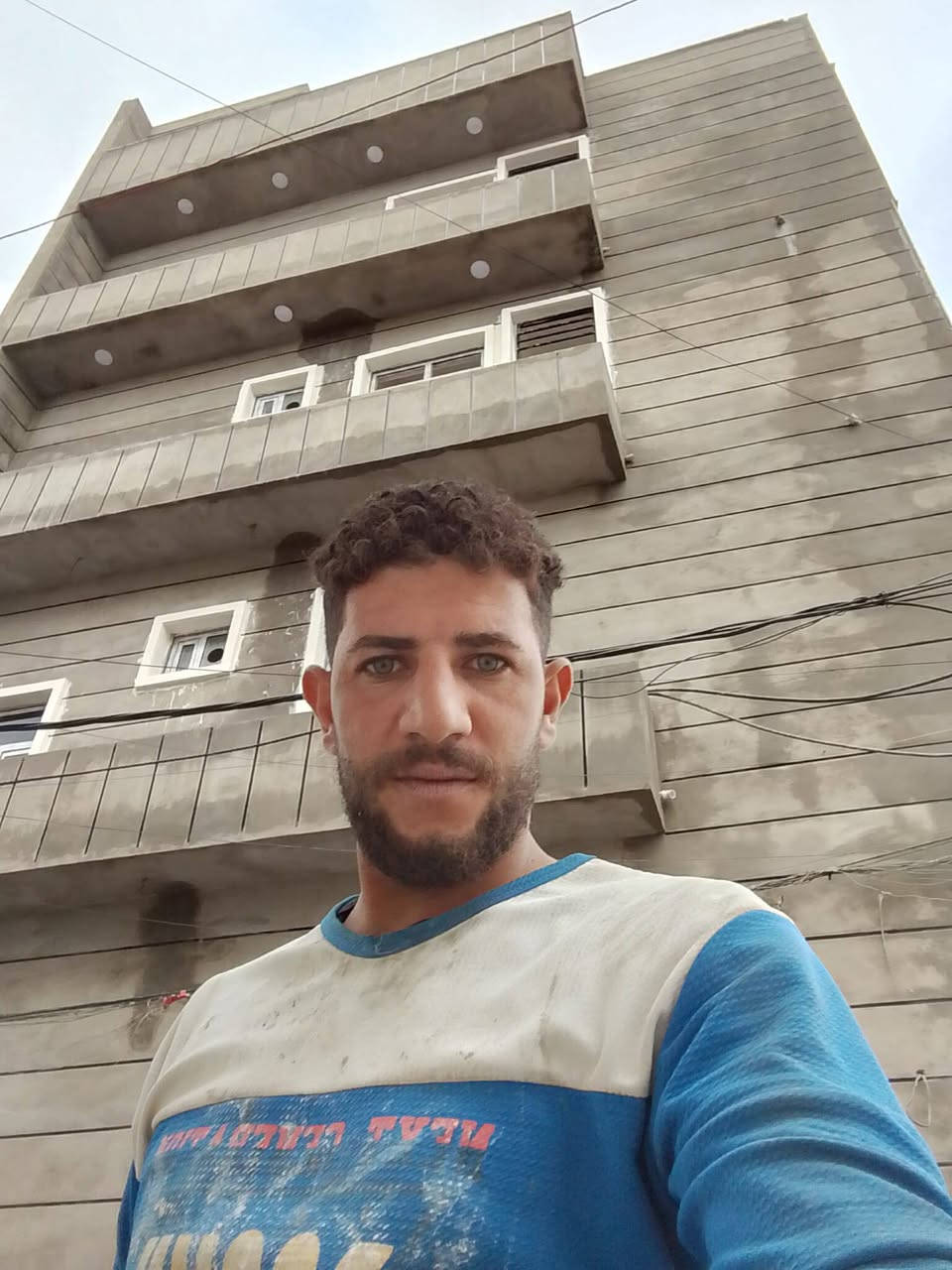 سلام عليكم خلفات البخ سمنت نثر تشميع واجهات تصفير بياض بسعر مناسب جدا واستلام مهندس ***********

