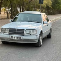 مارسدس 300 ديزل • موديل ٩٠ • رقم دولي