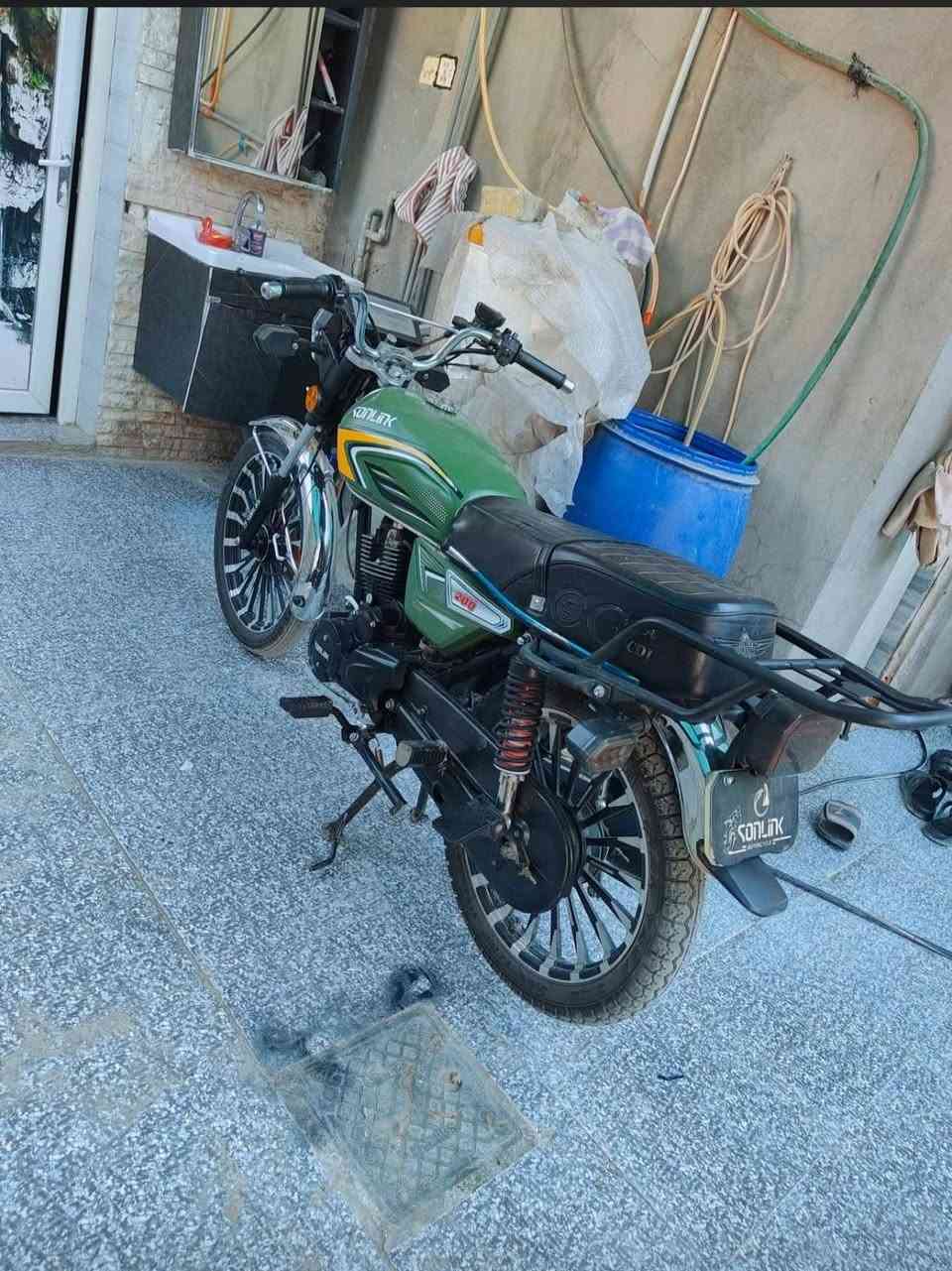 سيفان سونك • موديل ٢٥ • ٢٠٠