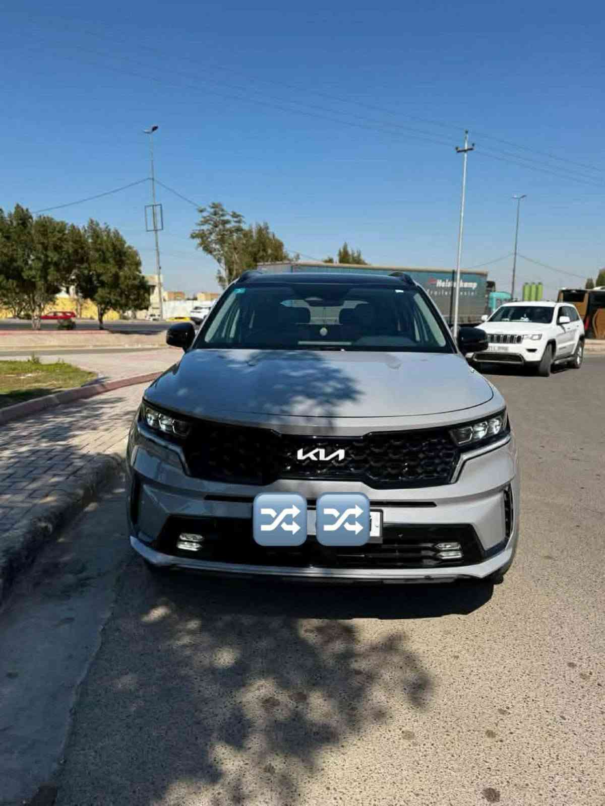 سورنتو 2023
رقم بغداد بأسمي لون مميز اسمنتي
حادث دعامية بدون صبغ 
 وارد امريكي 7راكب VIP
المواصفات
1.ماشيه 56 ميل
2.محرك ٤ سلندر تيربو 
3.بصمه _وتشغيل واطفاء عن بعد
4.حساسات خلفية و رادار محيطي
5.ترحيب دخول
6.اوتو هولد
7.كشنات جلد  
8.كشنات تدفئه 
9.صندوك كهرباء 
10.رادار امامي 
11.كشنات كهرباء 
12.شاشة كبيرة لمس
13.نظام قيادة تلقائيك
14.نظام الحفاظ على المسار
15.انظمه قياده عدد 5
16. كامرة خلفية
17. بانوراما 
18.محرك 2500 توربو
19.گير  8 نمرة
20.مري شفط 
21.لايتات 3 عدسات زنون
22.اشارة بالمري
23.سايد بريك بصمه 
24.خاصيه شحن موبايل واير ليس
مكان السيارة بغداد

 
*********** 
رقم صاحب السيارة
