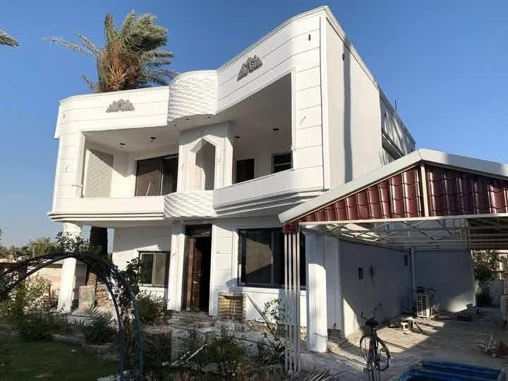 ‏
ترميم المنازل او قطعه تسليم مفتاح
‏
‏نقدّم لكم جميع أعمال البناء والتشطيب باحترافية عالية 
‏
‏⚡ تأسيس كهرباء كامل
‏🚰 تأسيس ماء ومجاري 
‏🧱 رفع الأنقاض وتنظيف المواقع
‏🔨 قلع  الكاشي + تطبيك الكاشي والسيراميك
‏🏠 إعادة ماستك الأسطح ومعالجة التسريب
‏🪜 تفليش، تقشير الجدران وأعمال الصيانة
‏🚿 تقفيل وتجهيز الحمّامات عمل مودرن فندقي 
‏صب خباطه او مركزي 
تصليح الجدران وصبغ المنازل 
صبغ روف كارد مانع رطوبه للاسطح وجدران 

‏
‏✅ دقة بالعمل
‏✅ سرعة بالتنفيذ
‏✅ أسعار مناسبة
‏✅ التزام بالمواعيد
‏
‏📞 للتواصل اتصال أو واتساب:
‏📱 *********** 
‏
‏🌟 شغلك أمانة بيد أهل الخبرة
