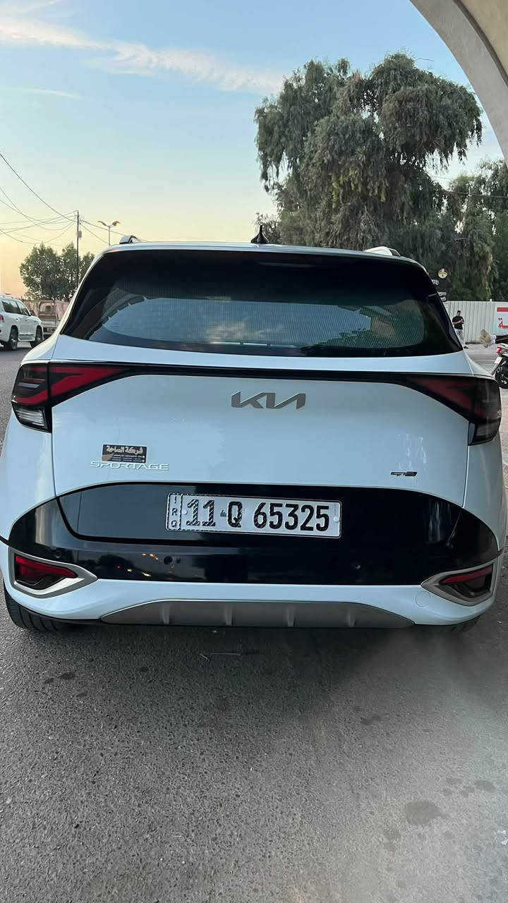 السلام عليكم
كيا سبورتج ٢٠٢٤ للبيع 

وارد خليجي 

المواصفات GT line 

كشنات كهرباء 

الكشنات جلد 

تدفئه و تبريد للكشنات 

تدفئه ستيرن 

حساسات اماميه وخلفيه 

كامره خلفيه 

نقاط عمياء (رادار)

صندوق كهرباء 

سقف بنوراما 

دخول ذكي 

مري شفط                                                                            مثبت سرعه 

اوتو هولد 

هاند بريك كهرباء 

تحكم في مستوى الضوء 

السياره مع ثنين بصمات 

تشغيل عن بعد 

الشاشه تدعم ابل كار بلي و اندرويد اوتو وايرلس 

مكينه ٢٠٠٠ اربعه سلندر 

ممشى السياره 40 كيلو

سياره مكفولة عدا بارد بطرف الجاملغ 

للستفسار الاتصال على رقم  ***********
