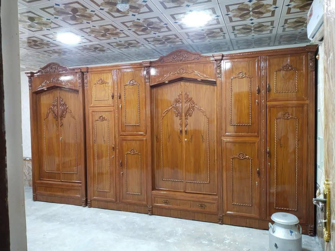 غرف نوم شغل درجه اولى داخل وخارج صاج الوجه 5ملم زان مصري يوجد لدينا احدث الموديلات السعر مليونين وربع شامل الشد والنقل التواصل واتساب او الاتصال ***********
