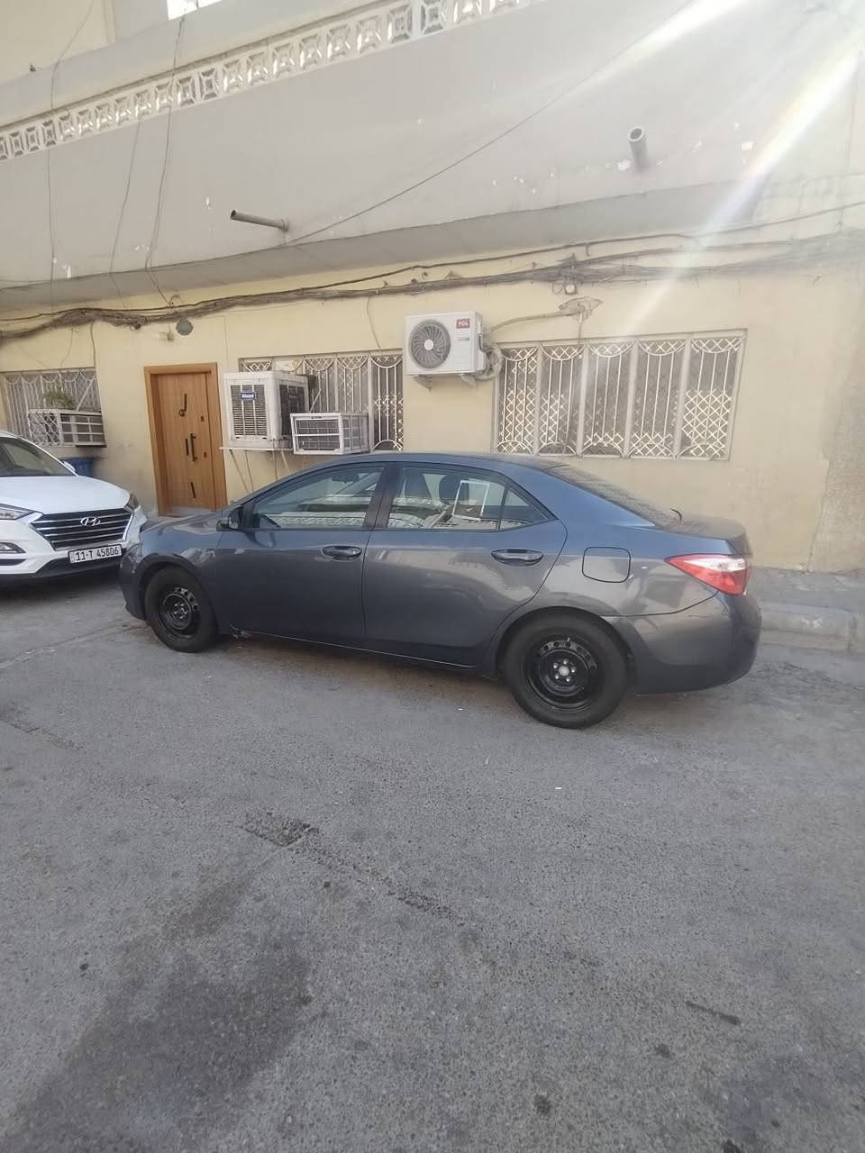 كورلا وارد امريكي موديل ١٦ سياره موصفات معروفه سياره خير من الله مكينه تبريد تخم تاير كله جديد بيه ضاغطه مال كير سياره تمشي وترايك وين متريد سعره ٨٨ ورقه مكاني بغداد. الكرخ حيفا *********** بغداد, العراق
