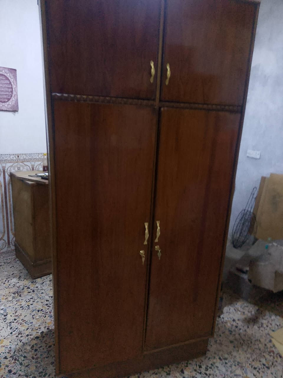اللبيع السعر 90بيه مجال  استعامل قليل. التواصل واي رقم ***********
