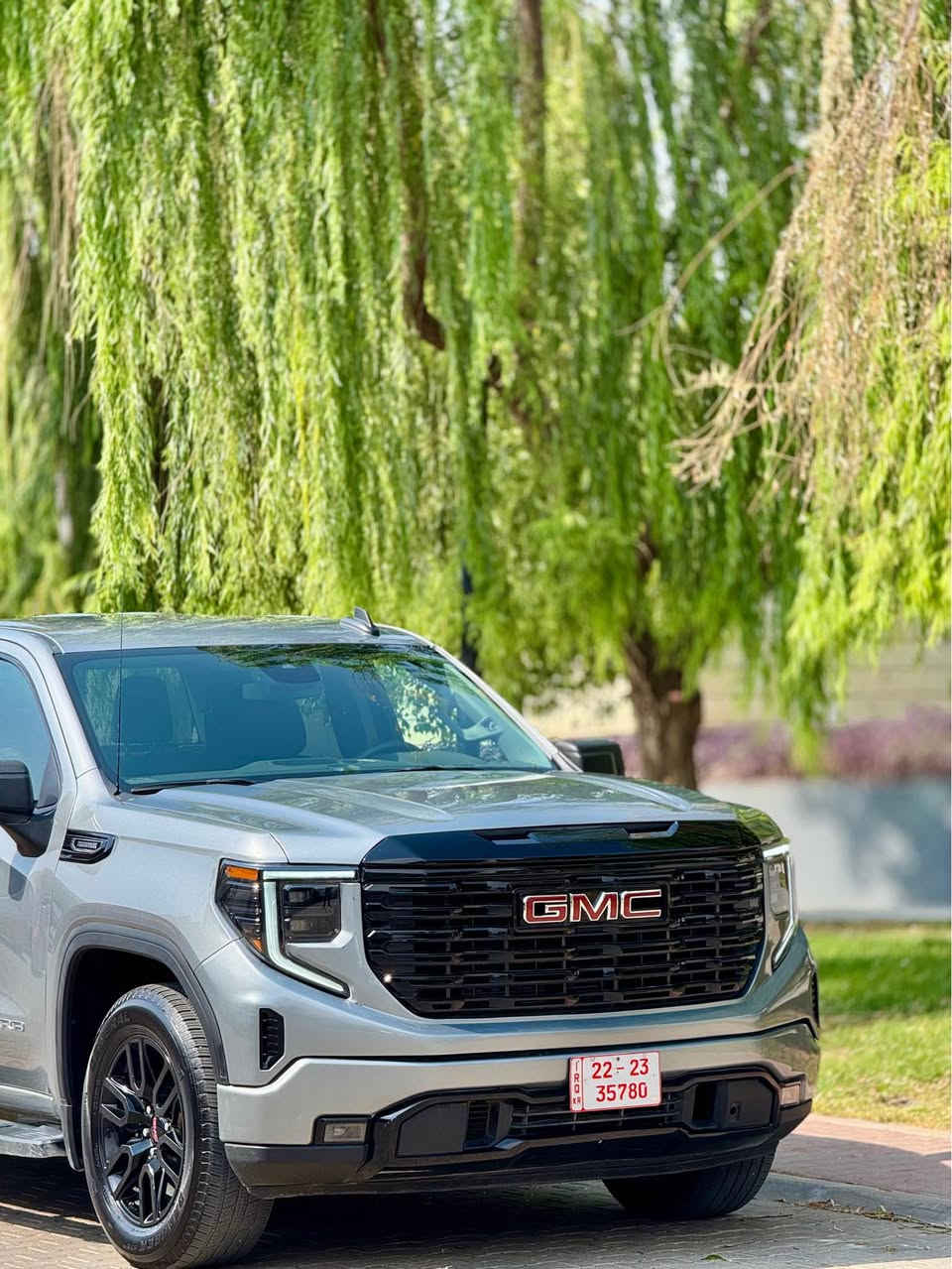 GMC SIERRA 2025 
جیمسی سیرا ٢٠٢٥ چوار بستۆنی تۆڕبۆ ماکس دەرگا گەورەی بۆدی کورتە دەبڵ ئەکسل 
١٦هەزار مایل ڕۆشتوە 
ڕاداری پێشو دوا بەسمە ئەوتۆ ستار ستۆپە شەخالە 
یەک پارچەی بۆیاخە بێناو گرتن 
نرخ:٣١٠
*********** السليمانية, العراق
