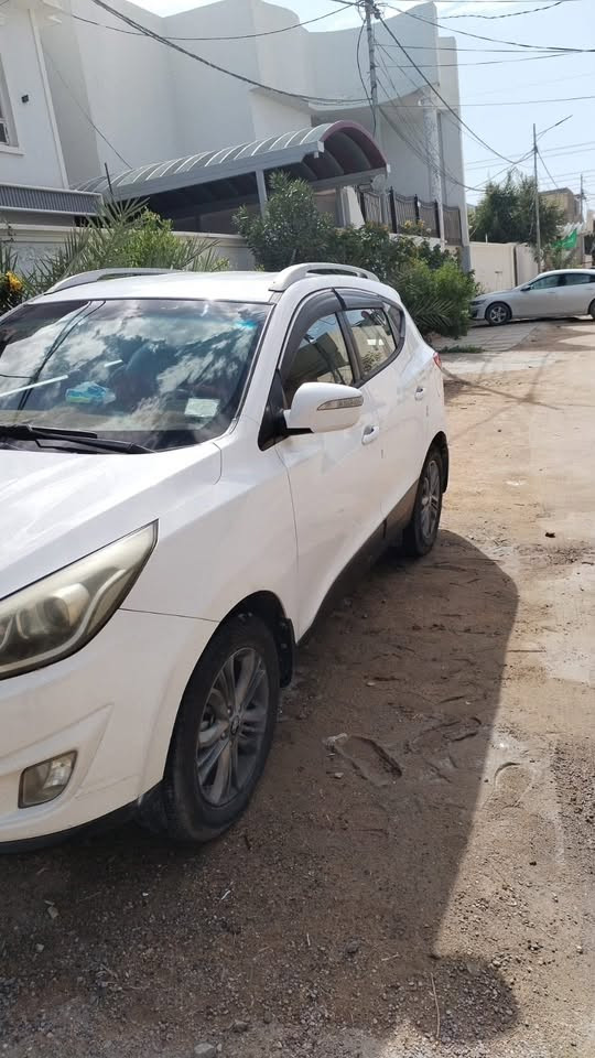 🚗 للبيع هيونداي توسان 2015 خليجي 🚗
✅ موديل 2015 – خليجي
✅ اللون: أبيض
✅ رقم نجف وباسمي مباشرة
✅ صبغ قليل جدًا بالبنيد فقط، وكل شيء موضح بالسونار بكل شفافية
✅ حدادية جديدة
✅ تبريد ثلج ❄️
✅ شاشة كبيرة
✅ تحكم بالدركسون (ستيرن)
✅ السيارة ما بيها أي نقص، جاهزة للاستخدام وما تحتاج أي مصروف

📍 المكان: النجف
💰 السعر: 160قابل للتفاوض للجادين بعد المعاينة.

للمهتمين التواصل على الرقم 

***********

***********
، والمعاينة خير دليل.
