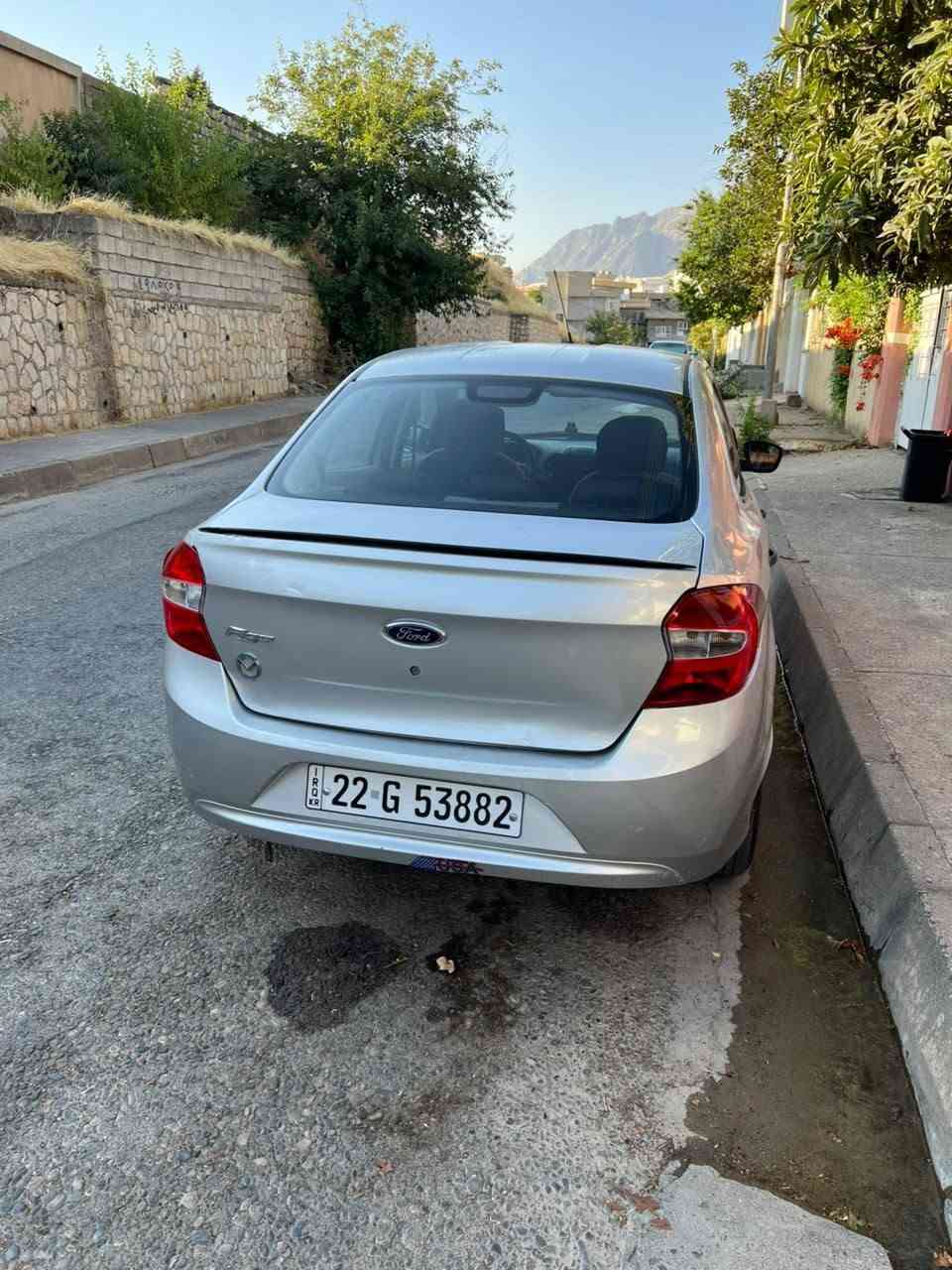 فورد فیگۆ 2016  بۆ یاخ نیە  تە زری نیە  1پەڵە ساردە کوتی هیە لەسە ر بۆنیت  گێڕو مە كینە بەشەرت تەعویل غرامە بە شە رت   بە ناو خۆ مانە دەعامی بۆ دعامی بە شە رت سیارەیەکی توندو تۆڵە یەک دینار مەسرەفی تیا نیە
***********
*********** 
واتساپ لەسەر کۆڕەکە سوران, أربيل
