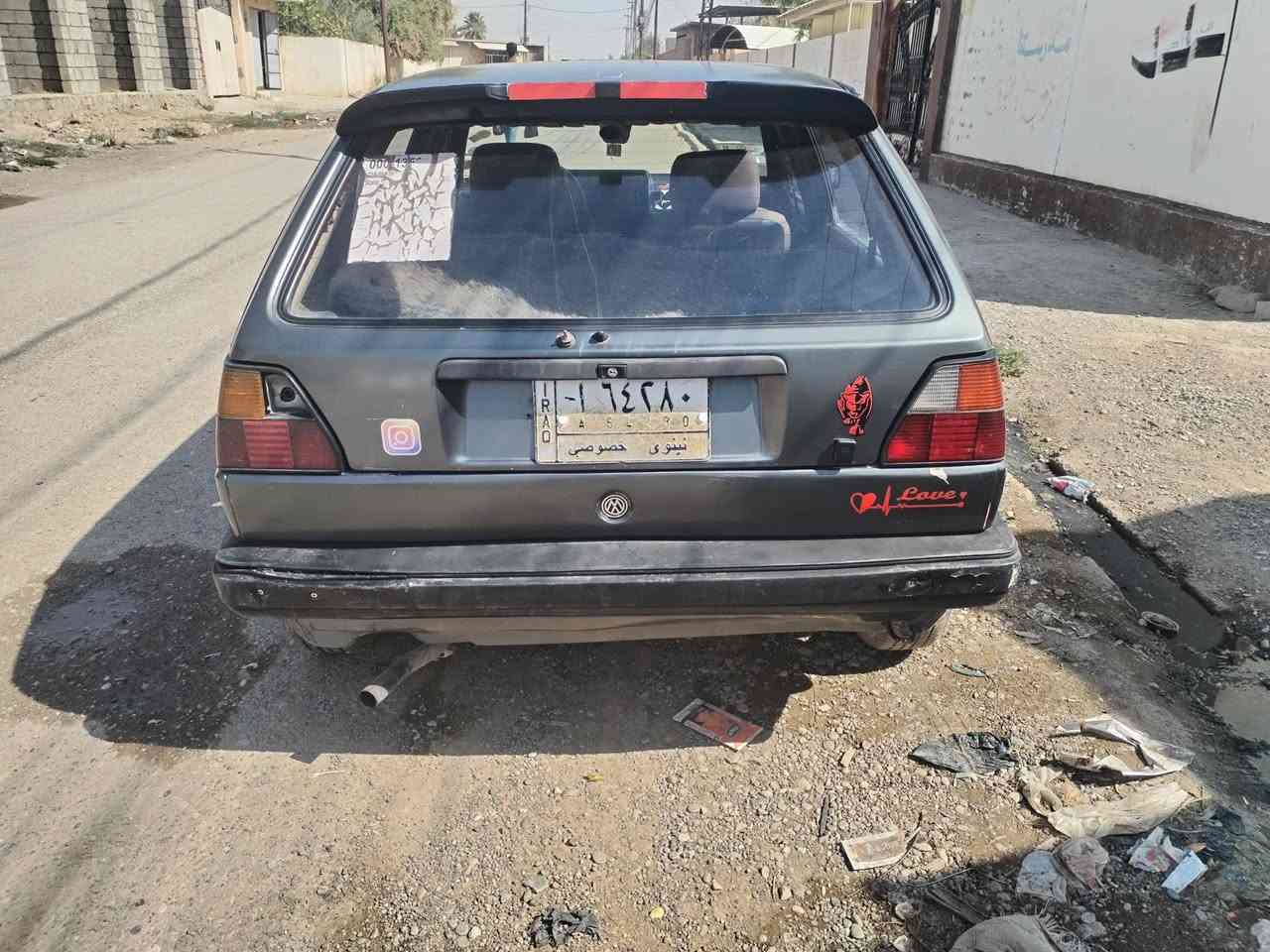 كولف موديل 88
سياره نظيفة محرك كير شرط كهربائيات شغالة
ما تصرف عليها ربع دينار 
شرط التحويل بدون وكالة 
سنوية الى 2029 
سعرها 26 و بيها مجال للشراي 
***********
