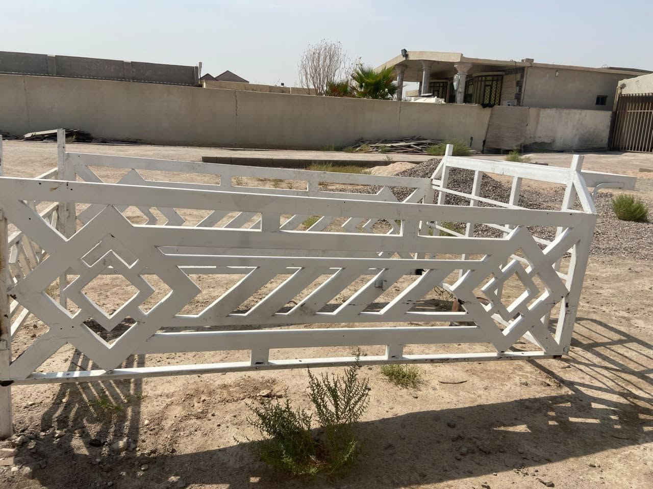 للبيع محجر بنكو نثيه السعر 350 وبي مجال
تلفون/***********
عنوان بصرة الزبير
