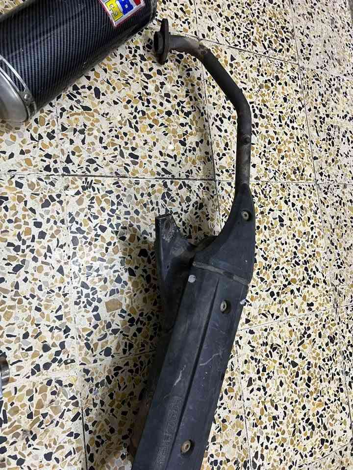 السلام عليكم صالصنه رياضي AHEسعر 60وبيه مجال وياها الشيال مالته وصالنه سكنس فحل بلادي بيهة فطر سعر 45وبيهة مجال واتساب ***********
