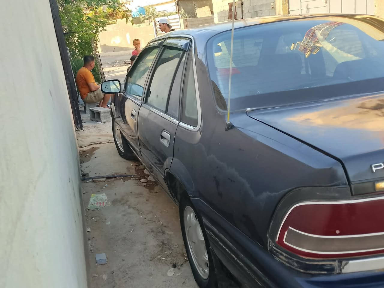 سلام عليكم سياره برنس موديل 95 مكينه وكير خير من الله بس باتري تعبان
سعر 27

مراوس هم ترهم***********
