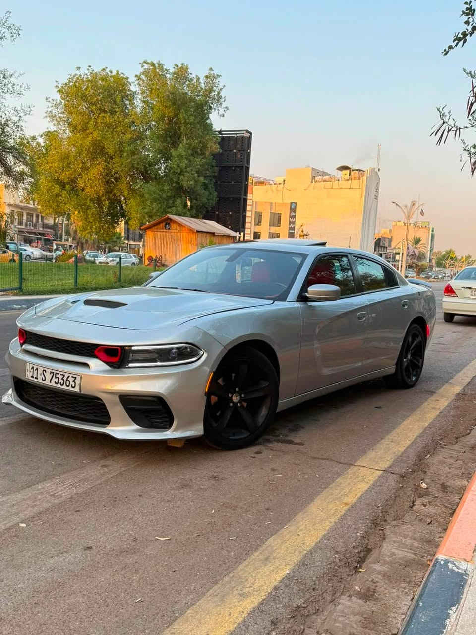سلام عليكم
� الموديل: 2021

✅ الفئة: SXT

✅ الدفع: AWD (فور ويل)

✅ اللون: أخضر زيتي مميز

✅ الحالة: نظيفة جداً، استخدام شخصي، جاهزة للفحص.

المواصفات:

✔️ 3600

✔️ تشغيل بصمة

✔️ شاشة كبيرة مع كاميرا خلفية

✔️ مثبت سرعة

✔️ حساسات

✔️

✔️ فتحة سقف 

✔️تبريد ثلج ❄️ 

سعر٢٤٠بيهة مجال ***********
مراوس هم ترهم
