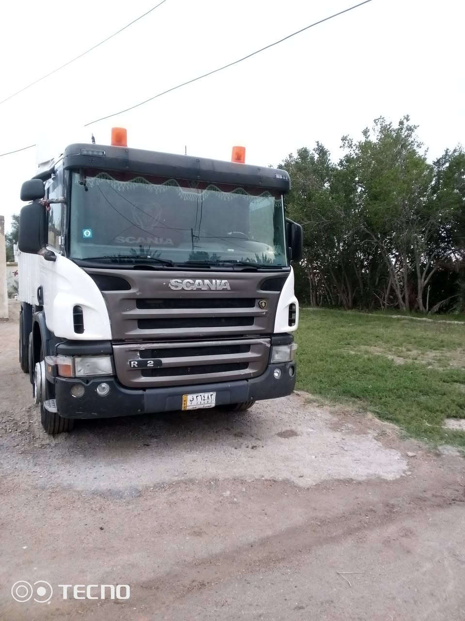 سكانيه تگ البيع قماره وربع موديل 2005 رقم بصره ال 2028 سنويه كير اتماتيك وعادي 12نمره مكينه انجكتر حجم 380 شاصي 10 اكسن ابو الفلتر تايرات كهربايات حداديه سياره  حلوى وجاهزه اللعمل السعر 275$ *********** /***********
