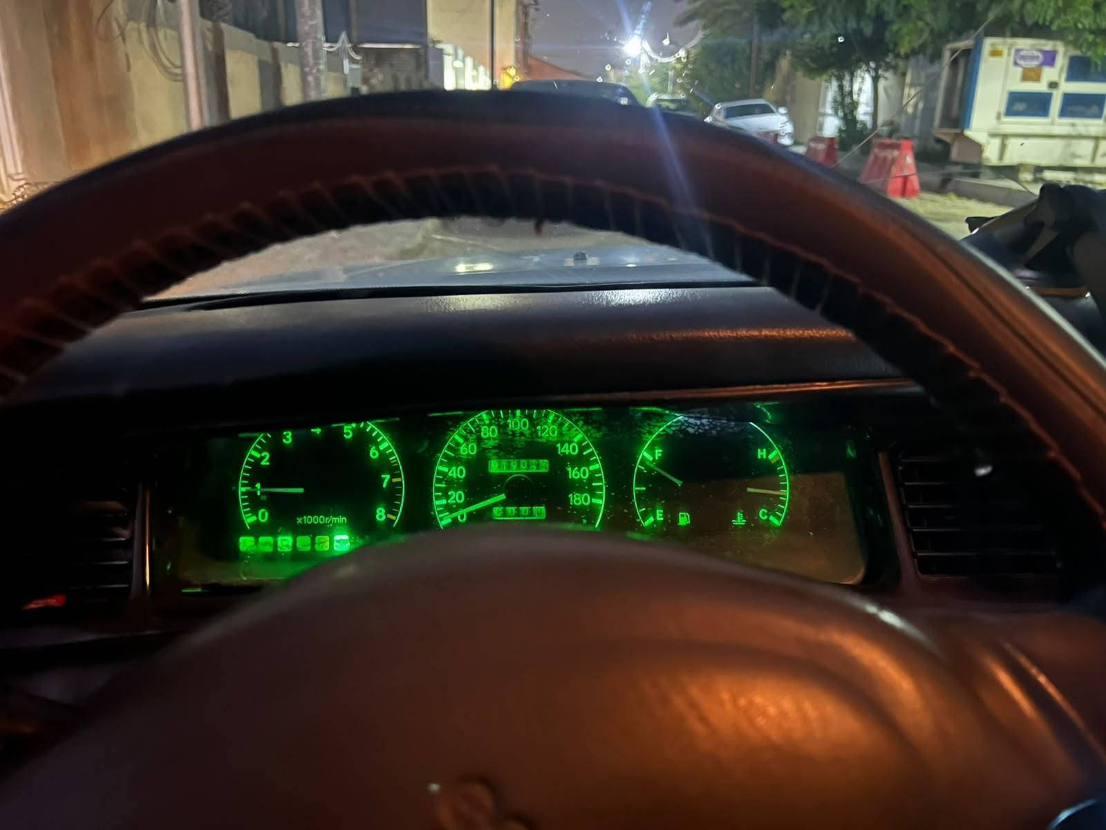 🚘 تويوتا كراون موديل 1993 للبيع

📍 بطة منفصل – رقم بابل
✅ مكفولة من الكص والعيب الشرعي
❄️ تبريد ثلج
🔧 مكينة وكير كفالة
🛠️ حدادية 80%
🔋 بطارية جديدة
⚡ جميع الكهربائيات شغالة
🛞 تاير ويل كب
✨ دواخل نظيفة

💰 السعر: 55 ورقة
  بيها مجال قليل.

📍 الموقع: كربلاء
📞 للتواصل: ***********
