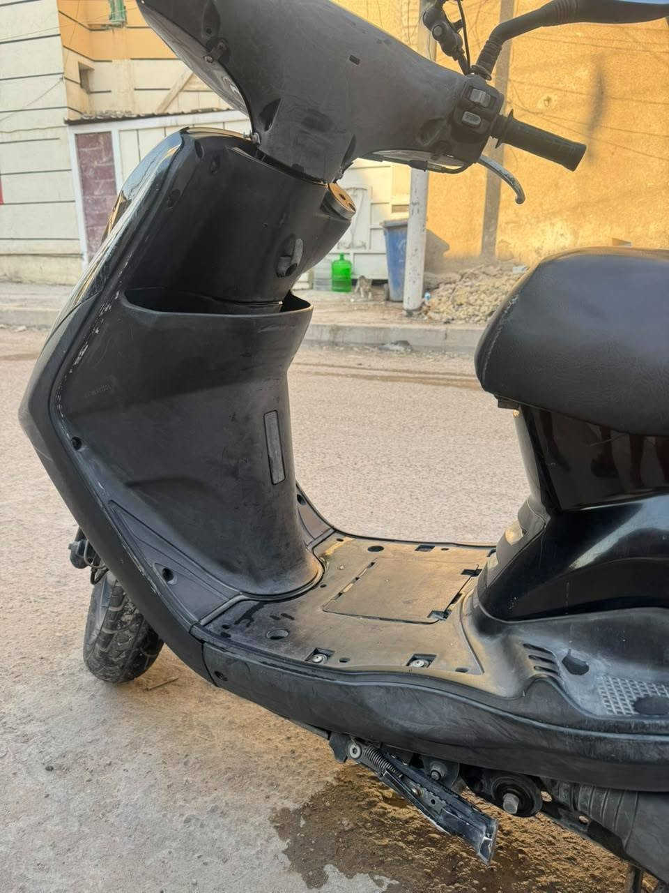 سلام عليكم. دراجه. بريز دراجه مكينتها ممفتوحه. متروكه. صارلها ٤ اشهر ختم واحد مطابقه. الدراجه مكاني بغداد حي الجهاد. بس بدلت كابريتر وبلك اشتغلت. نكره.
مكاني بغداد حي الجهاد. *********** 
سلام عليكم. دراجه. بريز دراجه مكينتها ممفتوحه. متروكه. صارلها ٤ اشهر ختم واحد مطابقه. الدراجه مكاني بغداد حي الجهاد. بس بدلت كابريتر وبلك اشتغلت. نكره.
