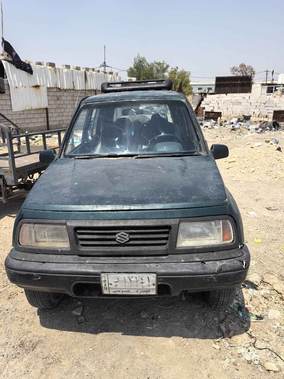 السلام عليكم ساسوكي مديل 1995 رقم بصره راعيها بلديوانيه سياره معمرها مال جناي بس بيها بعد نواقص  محرك هسه شاده  ابلادي فور ويل شغال  باتري جديد صدر امامي خلفي ملاحضه السياره عليها غرامات 300 ابيعها هيه وغراماتها  السعر 15 ورقه  مكان السياره بصره  ***********
