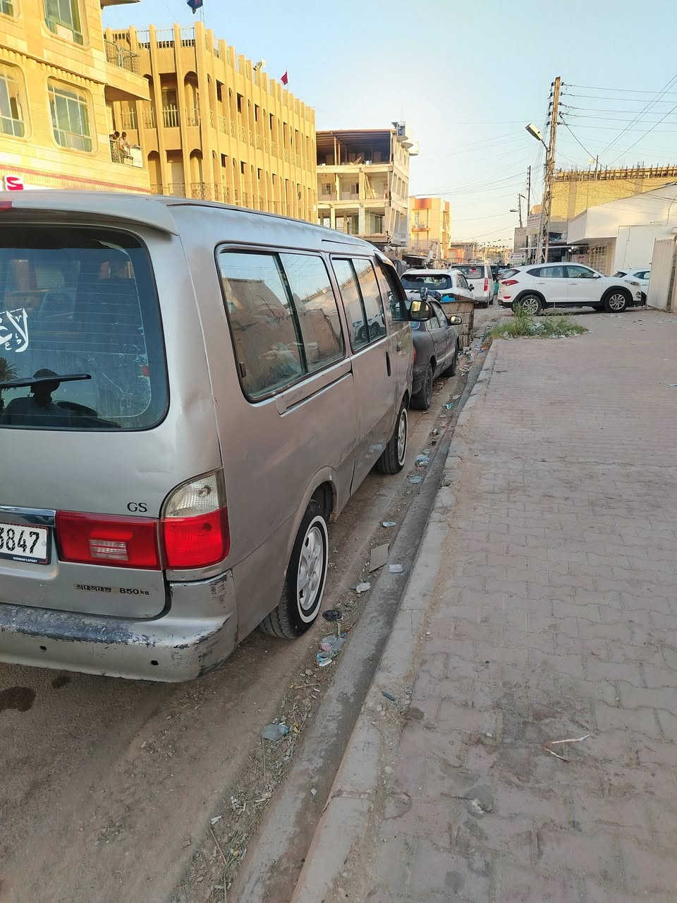 سلام عليكم بريجو البيع موديل 96 رقام نكليزي  بسمي الستفسار عله رقم *********** مكان واسط الصويره السعر 60وبيه مجال ولمو شراي لايتعبنه رحمه الولديكم
