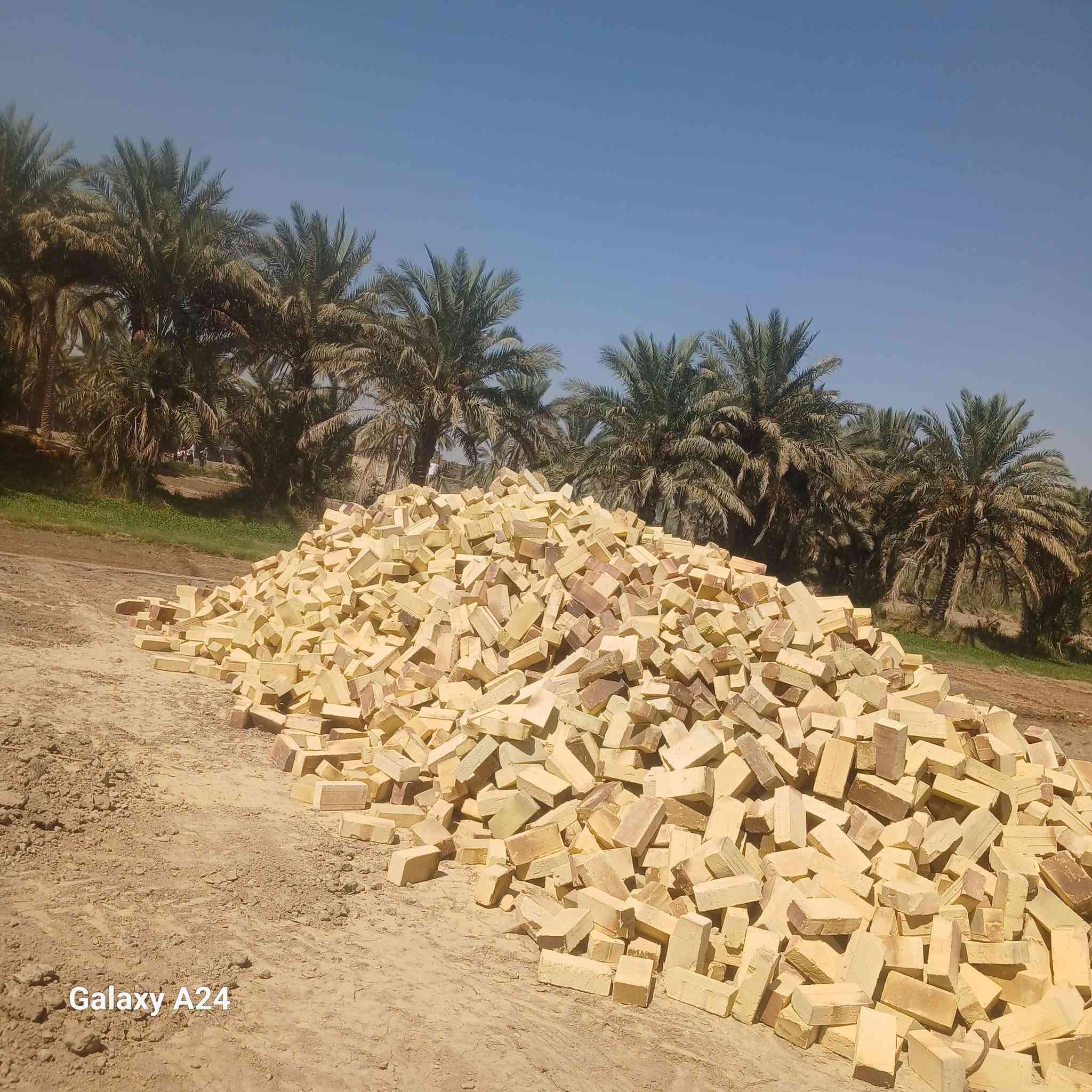 ببركه الله يتوفر لدينا طابوك معامل الشوملي ..
طابوكه شرط المكلاب بسعار تنافسيه اتصل وبيك خير ودلل 
‎***********

نص مكتوب في الصور:
- Galaxy A24