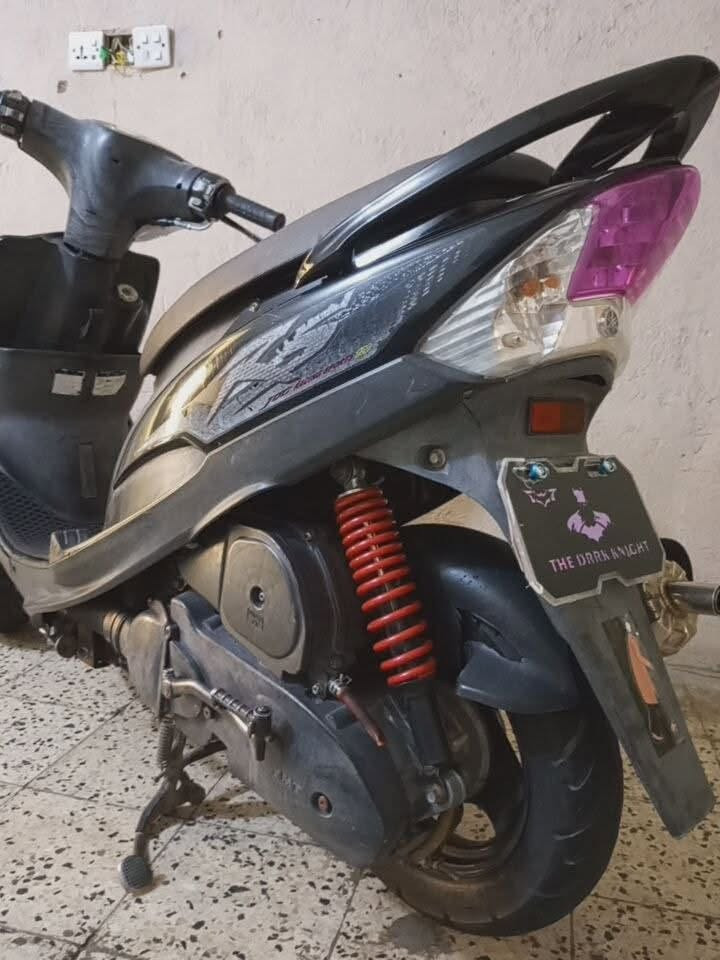 السـلام عليڪم دراجه ماڪس ععدله بـلاديه سلف وڪابريتر ومڪينه ما مفتوحه دراجه شلعه ومعدل بلاديه ناعمه الدراجه بيها صـالنصه صچميه نازله من الرمبه بهاي الصـالنصه الدراجه صـالها شهرين نازله الدراجه ناقصها بس بـاتري فقط لا غغير شراي اتصل وخادم مو شراي لا تعبني دراجه مناسبه . 
العنوان : الحبيبيه قرب سوق الوحيلات 
الاستفسار : ***********
