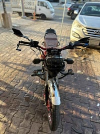 ٢٠٢٥ • ٢٠٠ • بصمة تشغيل