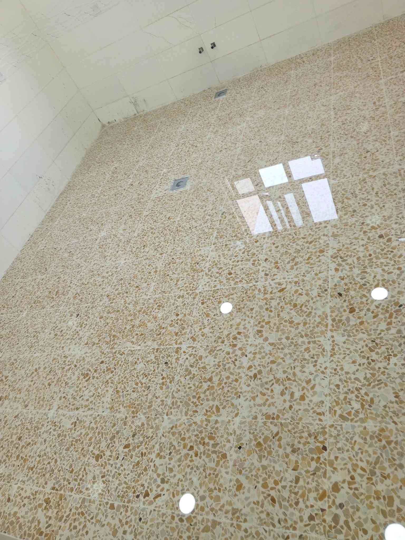 كادر شغل سيراميك في تكريت  ونواحيها متفرقين حالين شرط شغل تسليم مهندس خابر ودلل
***********
