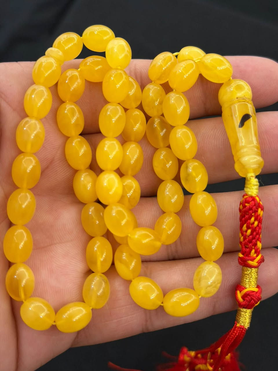 سلام عليكم
مسباح كهرب كنكرادي حر طبيعي بل ذمة ١٠٠٪؜ 
وزن المسباح ٢٣ غرام 
عدد الحبات ٤٩ حبة +٢ اسبير 
مكاني نجف يوجد توصيل 
للأستفسار على الرقم *********** 
سعر الغرام ٥ دولار و بي مجال للشراي 
ملاحظة مسباح ناعم
