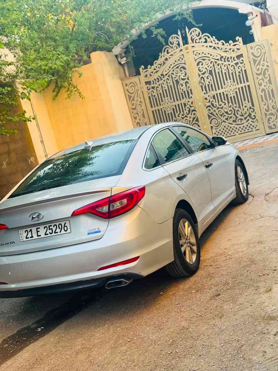 سلام عليكم للبيع سوناتا موديل2016مكينه كير كفاله صدر كفاله تبريد ثلج منضومه غاز جديده سياره كلش حلوه وجديده ومال جناي مبيها برغي نقص بيها صبغ 3قطع بدون دواخل ليبل واحد سياره السعر 103وبيها مجال كلش بسيط العنوان ديالئ بلدروز الاستفسار***********

