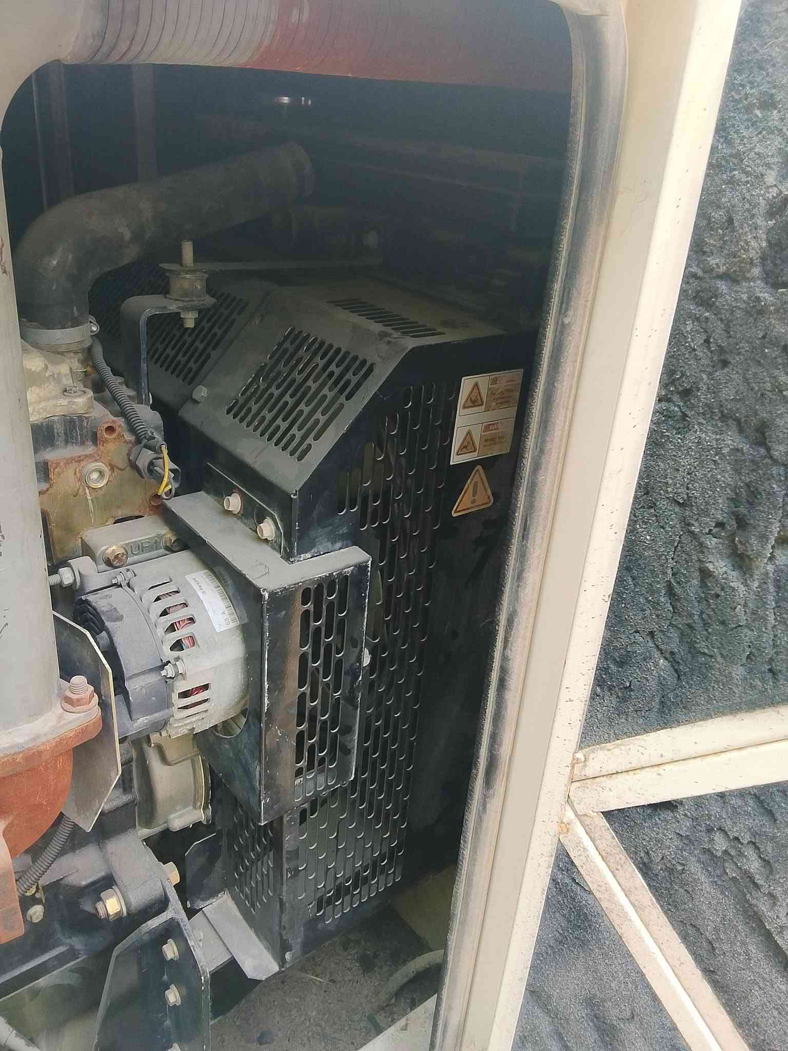 بيركز للبيع كاتم 66 كيفي سوبر مامفتوح بيهه برغي جديده مشتغله كلش قليل مكاني حله *********** //***********
