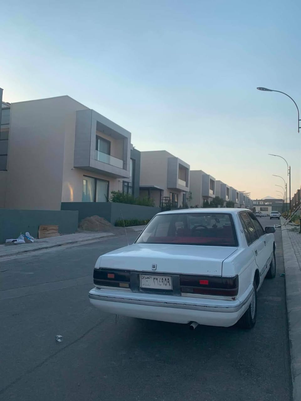 سیدان مۆدیل 1990 گیڕو مەکینەی vvt3000 لەسەڕە تەبڕید لەگەڵ سویچ کامل بۆیاخ
 بۆجوانی ناویم تازە گۆڕیوە جوان گیڕو مەکینە بەشەرت ئاڕمی بلاستیکی سلیمانی ئاڕمەکەی تازەیە یەکسەڕ بیکە بەناو خۆتەوە
نرخی  33  وەرەقە و مەچالی بڕایانە
 لەسلیمانیم
بۆ زانیاری زیاتر تێل بکە ***********
