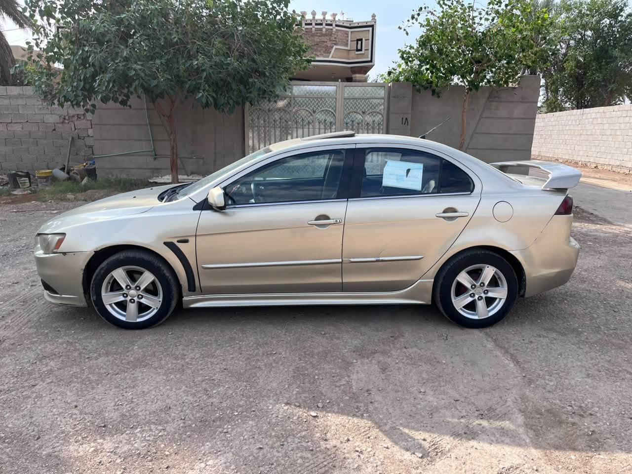 لانسر قرش • ٢٠٠٨ • مكينة ٢٠٠٠
