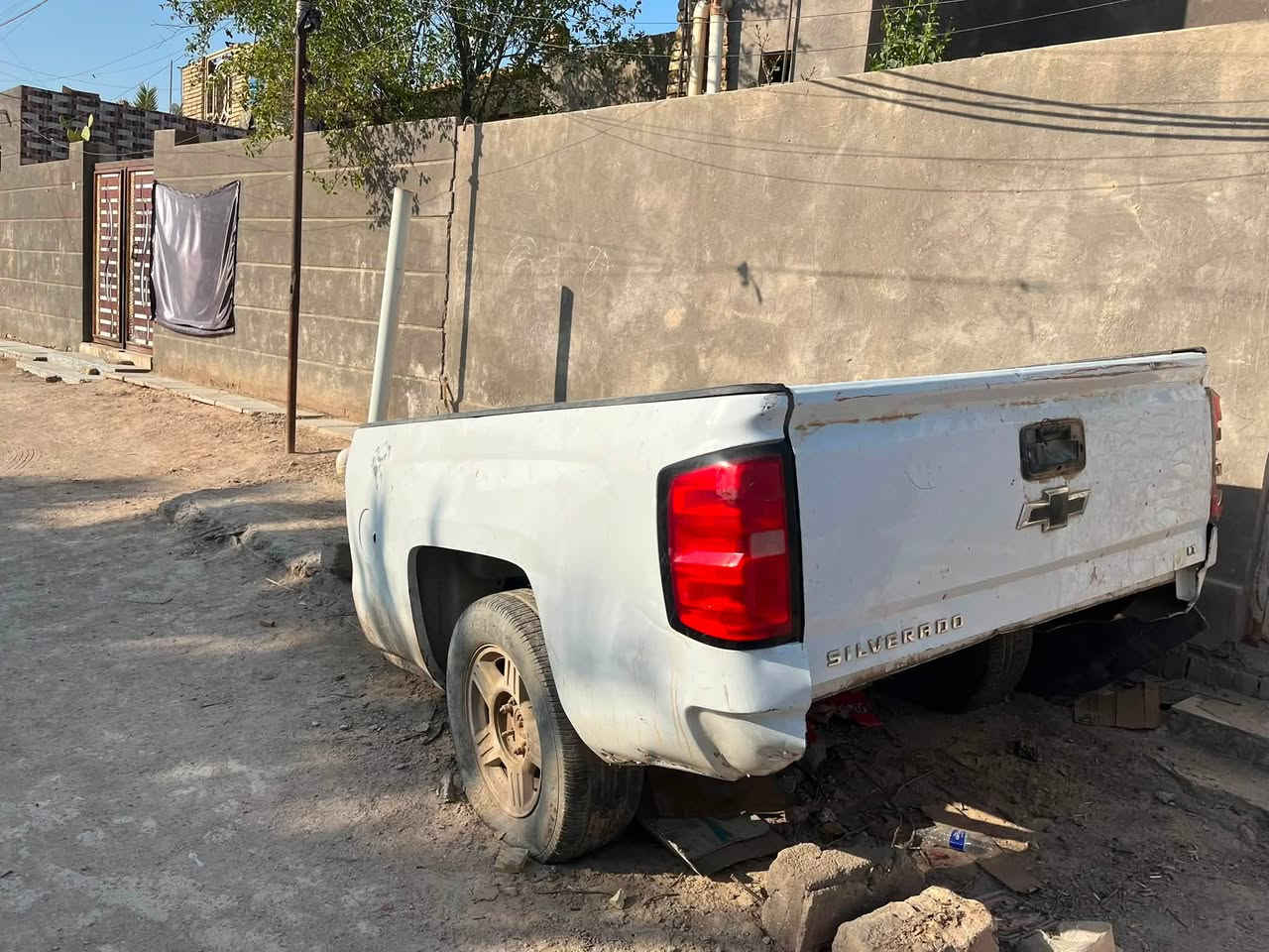 للبيع بدي سلفرادو ٢٠١٧ قصير
ع ناصرية سوق الشيوخ 
هـ ***********

