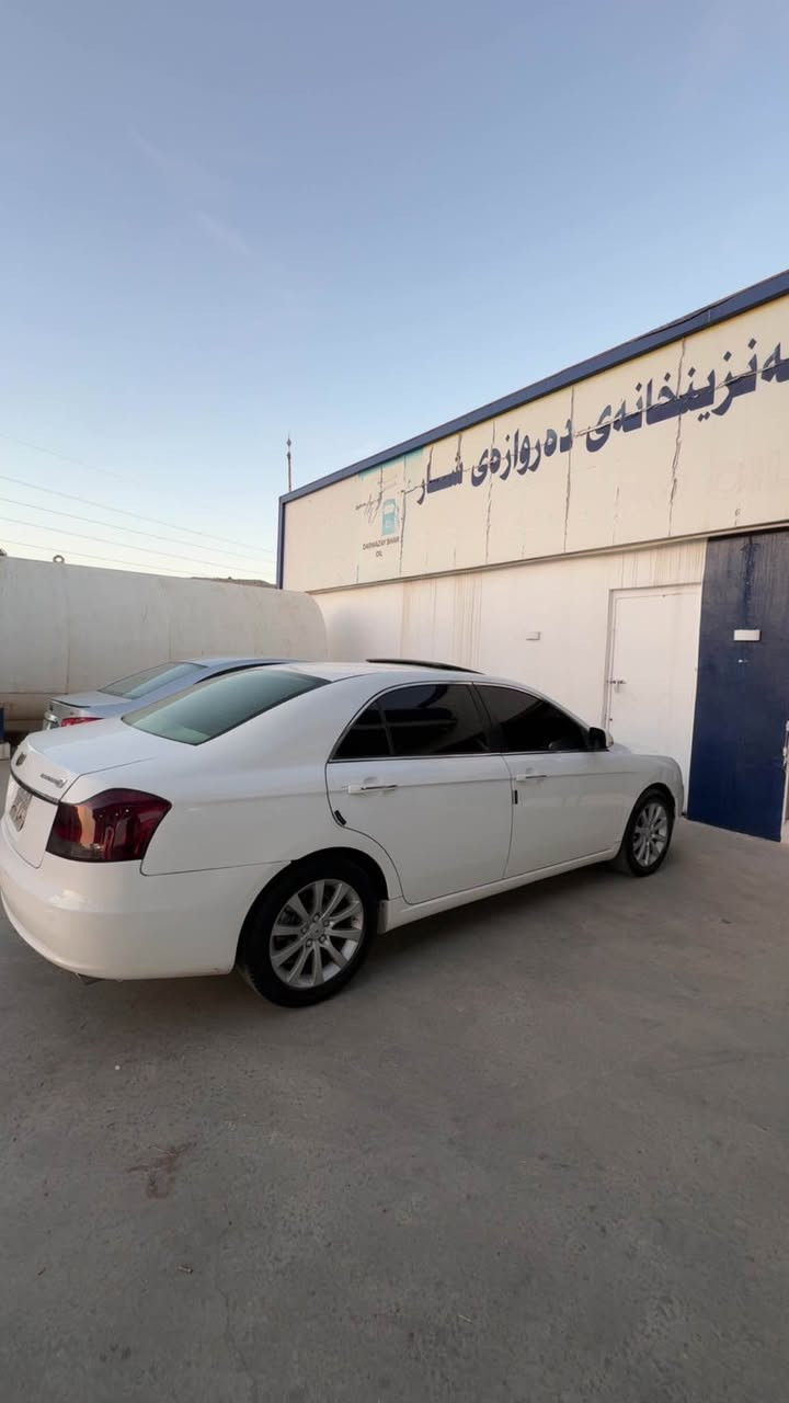 مەکینە لانسەر مەکینە مەڕغوب تەقە و ڕەقە گێڕ و مەکینە بەشەرت یەک دینار  مەسرەفی تێدا نیە 

***********
*********** كويسينجاك, أربيل
