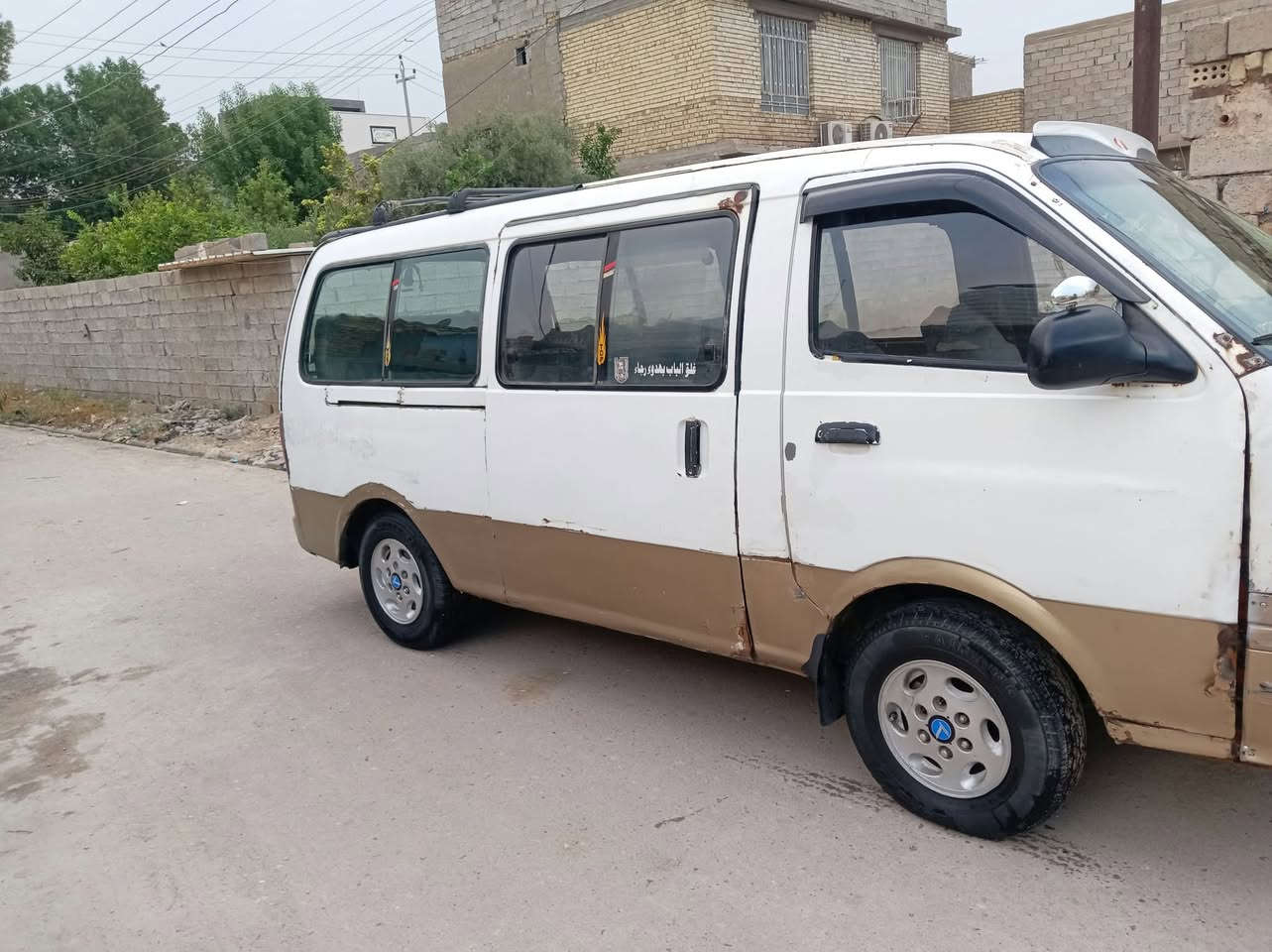 السلام عليكم  للبيع كيا بريجو موديل 97 رقم بغداد أنكليزي  سنويه ل28 تحويل ثاني يوم كير محرك أكسل مكفولات شاصي فقط واحد معمر صفحت السكن تخم تاير السعر 45 وبيهة مجال مكاني بغداد حسينية المعامل للأستفسار ***********
