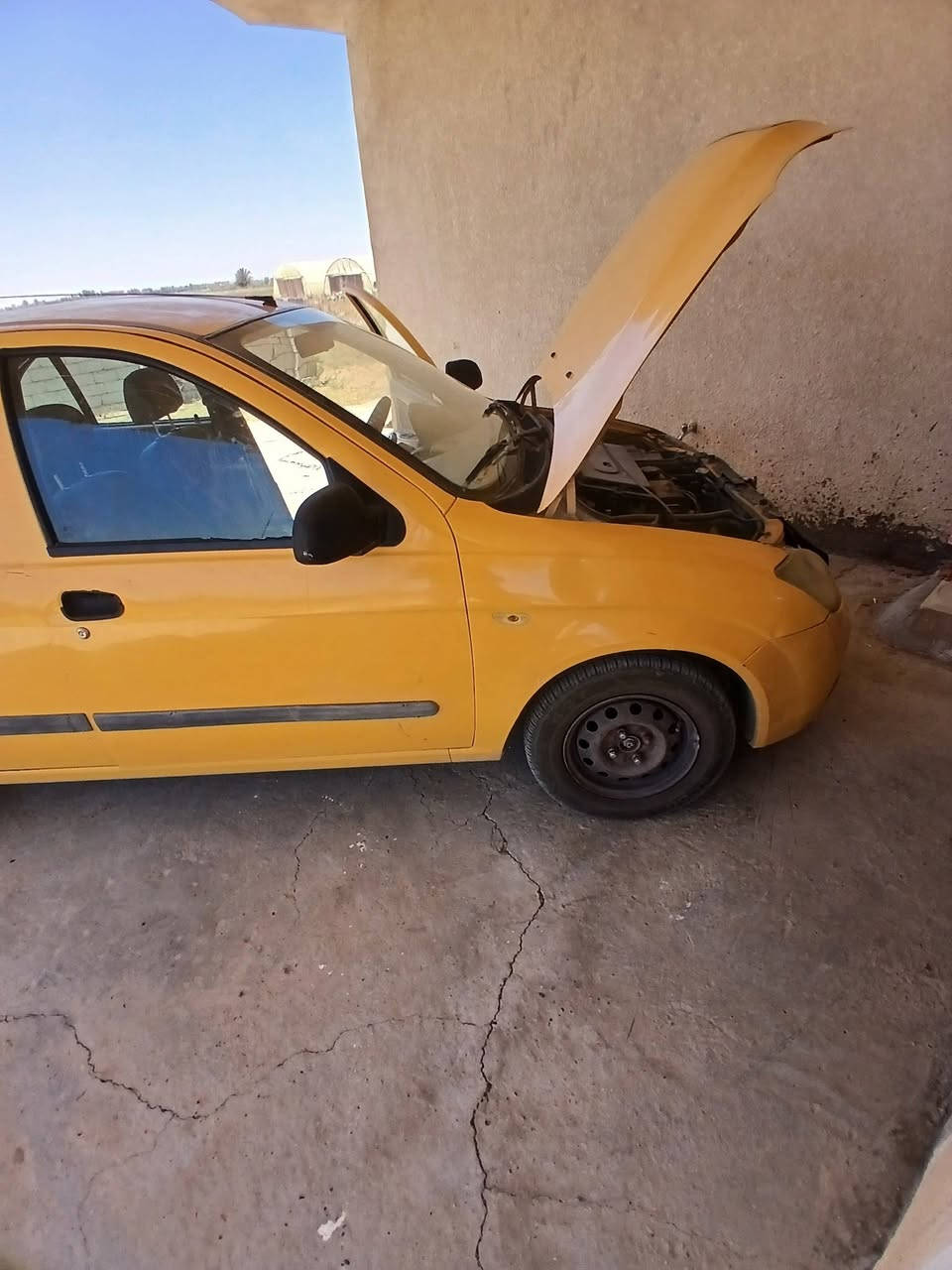 السلام عليكم طيبه خمسطعش كفاله من الصبغ والتعديل محرك بلادي شركه بيهه نواقص وترتيبات  سنويه تنتهي هالايام رايده ب ٣٠ ورقه وبيهه رقمي ***********
@ مجال رقم بغداد بسمي من الشركه
