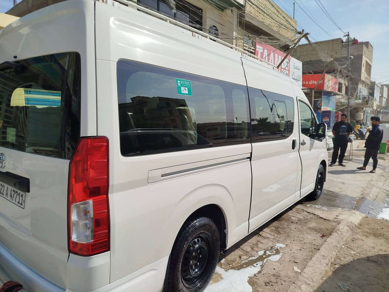 سلام عليكم هايس موديل 23 كفاله عامه كير عادي دوشمه فول كشنات دفتريه رقم شمالي باسمي سعر 365بيها مجال مكان سياره نجف ***********
