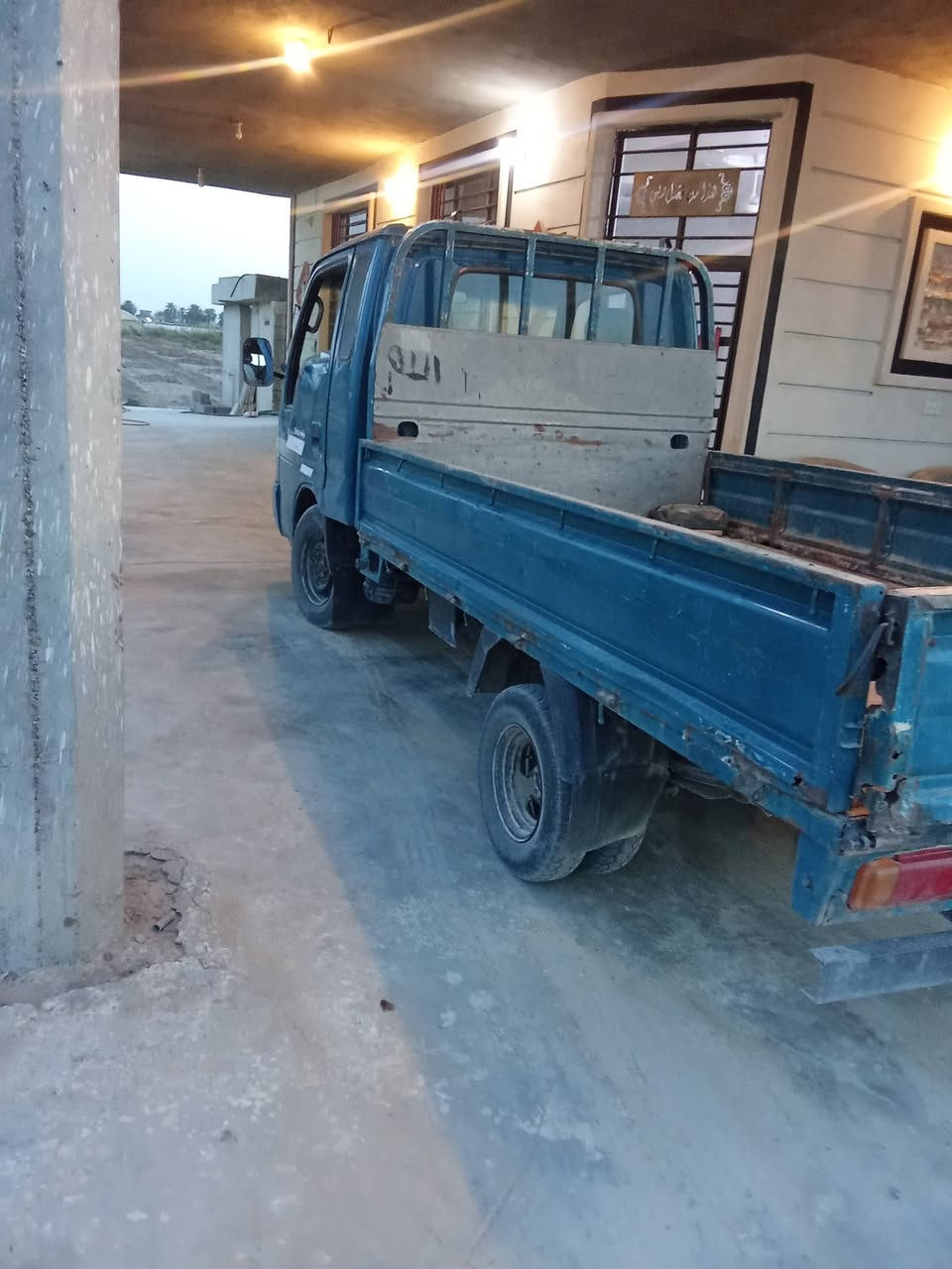 سلام عليكم كيا ام عيون موديل ٢٠٠١ تحويل مباشر محرك بي خط تبخير حداديه جديده تخم تاير كهربائيات جاهزه رقم بغداد سعر ٦٢ وبيهه مجال مكاني صويره ***********

نص مكتوب في الصور:
- الخميباس