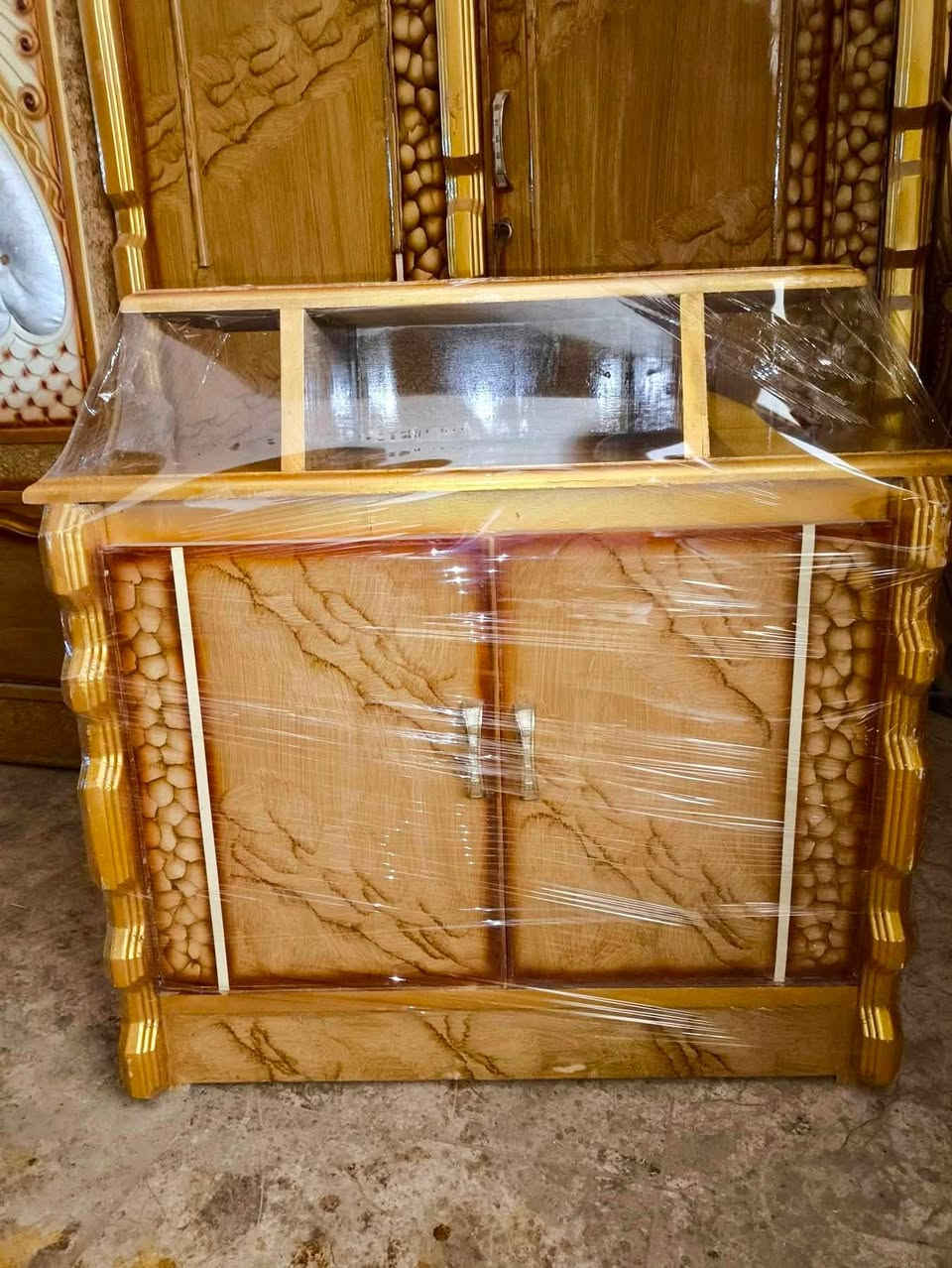 السلام عليكم غرفة نوم صاج حطاطة صبغ حراري تصميم تركي شغل مرتب اخو الجديد فول بسعر 850الف وبيها مجال للطيبين عنوان بعقوبة كاطون شارع المدارس مزاد ضي القمر استفسار خاص او الرقم ***********
