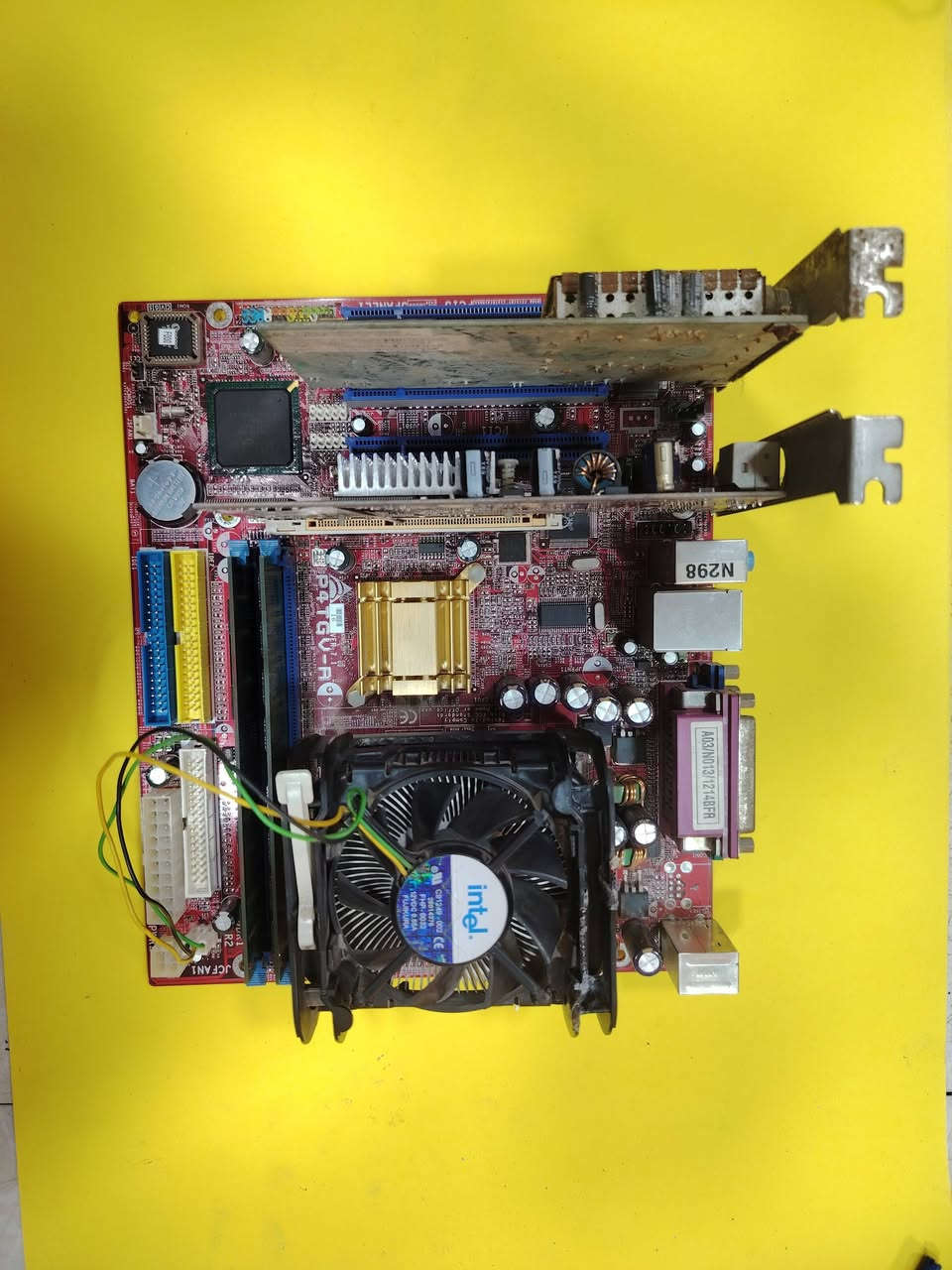 سلام عليكم
متوفره هل غراض مال PC تريد ابيعك قطع تريد ابيعك شلع خلي سعرك بيك خير و تدلل ما نختلف عل سعر

◀️ كيس DDR2 مع رامات مع كرت شاشة G310 1G شغال بس يحتاج هارد رغم ذلك ابيعك فحم

◀️ مذربورد DDR1 كامل  كما موضح بالصورة ابيعك فحم

◀️ مذربورد DDR2  كما موضح بالصوره شغال بس ابيعك فحم 

◀️ رك هارد ساتا بيه وحده من السنان مكسوره ابيعك فحم

◀️ بور سبلاي عدد 3 و بس ثنين يشتغلون و  رغم ذلك ايضاً ابيعك فحم

◀️ معالج جيل قديم شغالات بس ابيعك فحم

للتواصل واتساب على الرقم ***********
