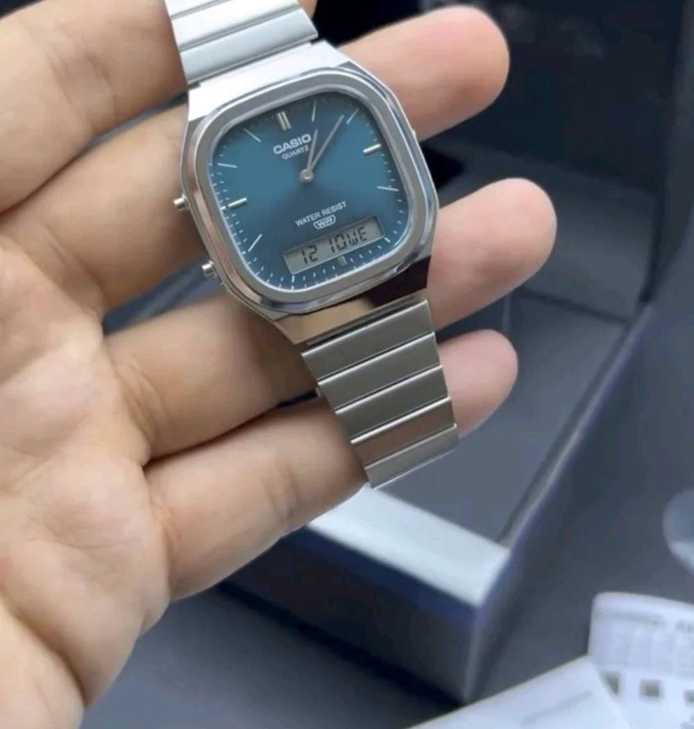 كاسيو أصلي
بضمان سنتين
كود الساعة AQ-240E-7ADF
القطر 35.7mm
التكنس (السمك) 8.4mm
مقاومة للماء حتى عمق 50 مترًا
دبل تايم
الخامة ستانلس ستيل ممتازة من كاسيو
• ضمان حقيقي لمدة سنتين من تاريخ الطلب

 التوصيل مجاني