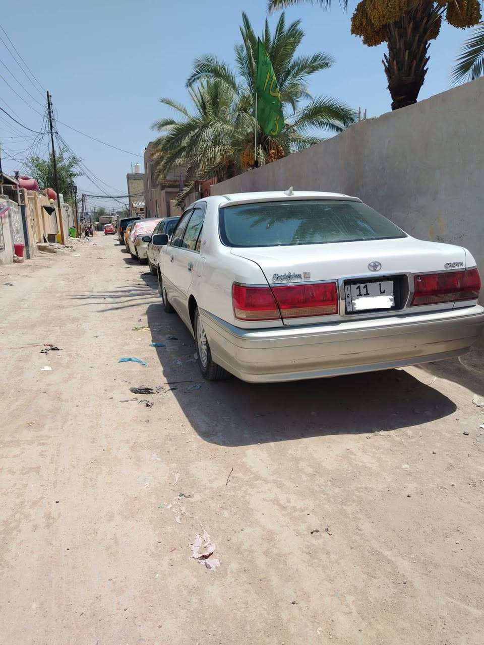 للبيع فقط
ملكه ٢٠٠٢ رقم بغداد نكليزي سنويه جديده كفاله من الكص ونقل جثه
كرستال اصل شاصي ٧٥ ديفور الجبير اصل محجل 
مكينه وكير وحداديه جديد
تبريد ثلج ❄️
ستيرن كهرباء. 
كشنات كهرباء.
مري شفط.
كامره خلفيه
شاشه بلوتوث
بك لايت كرستال
دمام خلفي
منضومة زنون عالي ناصي 
مكاني نجف
السعر ١٢٧ وبيه مجال بسيط
مكلف بالنشر اتصل بالرقم ***********
