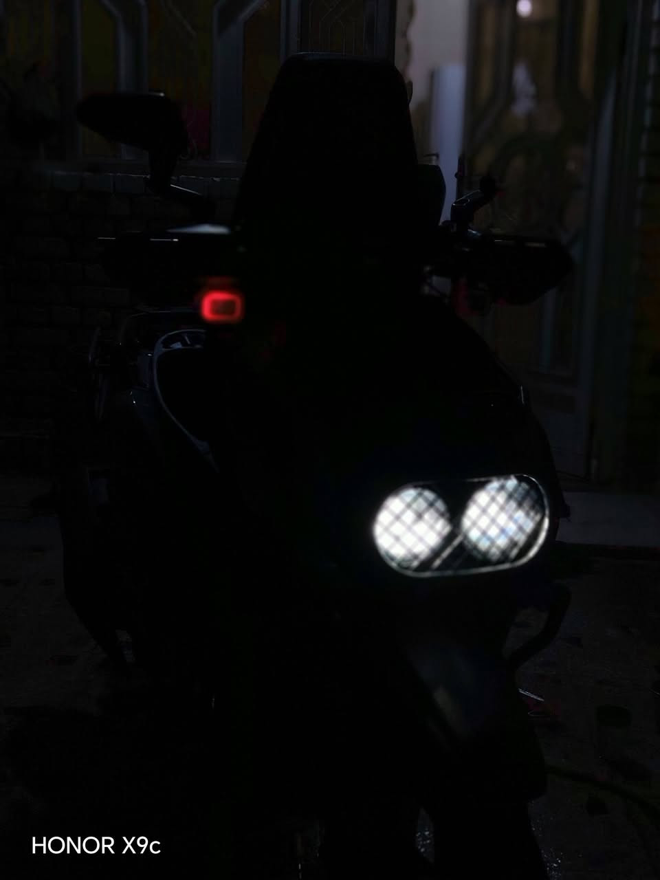 الو السلام عليكم شباب سكنس جبلي مديل 2024النضافة مبينة بالصور مكينة 150cc السعر 1100و بيهة مجال الشراي يراسل ***********و انة خادم
و الدراجة اوراق و صالهة شهر عندي و ما متعوبة من الشغل للبيت مكاني ميسان المدينة 🥰🥰
