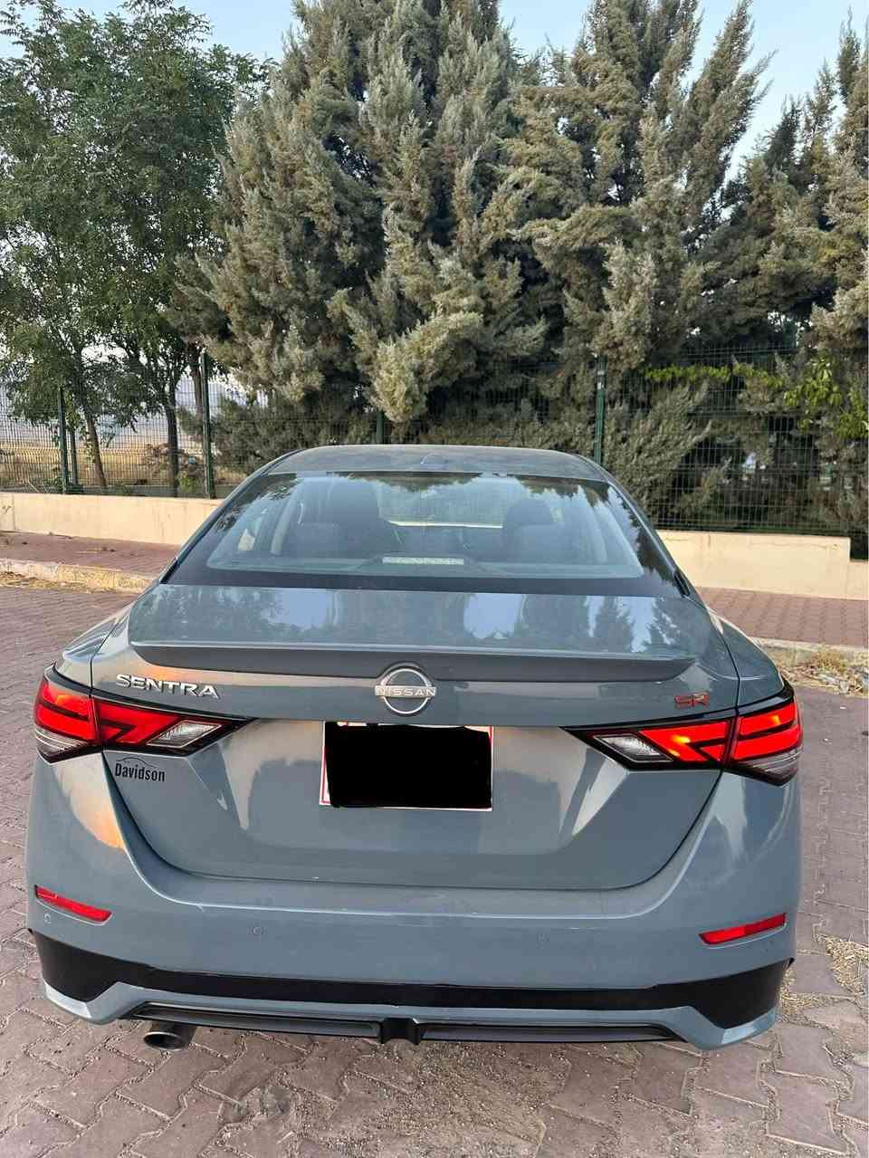Nissan Sentra 2024 Sr 2.0
نيسان سنترا 2024 SR
الضرر قطعه جاملغ امامي و مكانين بيها كارت 
ايرباك استيرن و تكمه راجع سستم
اللون سمنتي 
بدون رقم تترقم شمالي 
مكان دهوك عقرة 
السعر 127  ومجال بسيط
موبايل *********** اكر, نينوى
