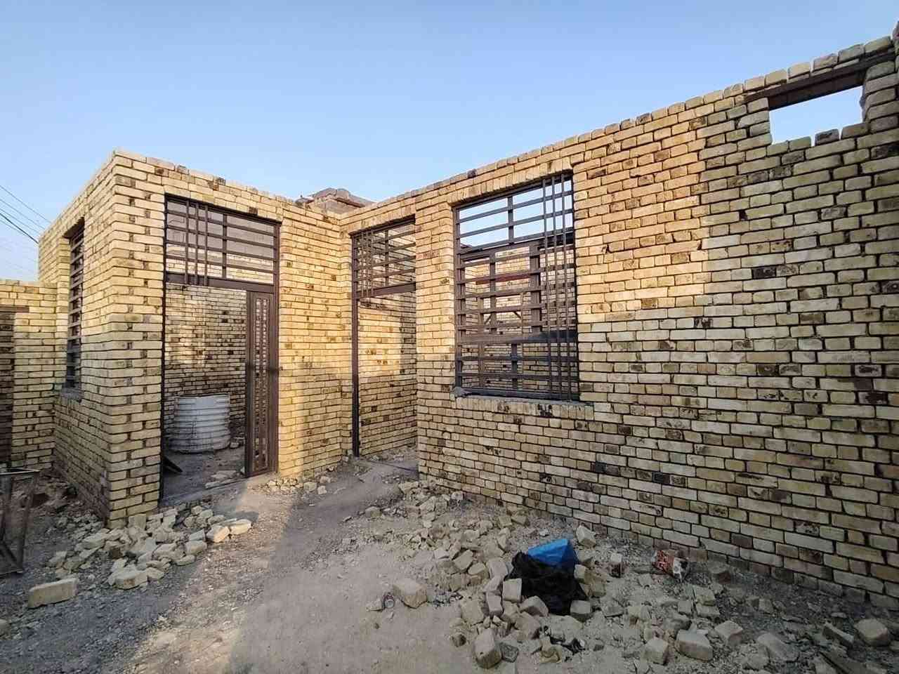 السلام عليكم هيكل البيع مساحه 165 الاستفسار الرقم *********** المكان زيناويه قرب مكتب الغاز المركز الجديد
