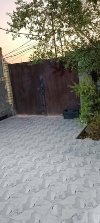 بيت • العكر وره محطة القطار • ٢٠٠م