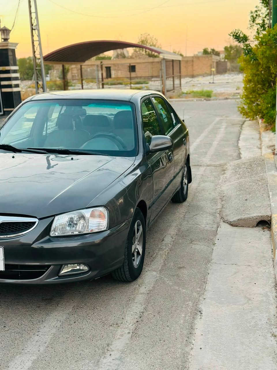 سلام عليكم فيرنه 2002شركه العامه مصبوغه عام الجماليه بدون ضربه مكينه كير تبريد صدر تخم تاير كله خير من الله سياره تريك وين يعجبك مكان سياره بغداد حي جهاد سعر 47وبيه مجال بصيط ***********رقم بغداد دولي
