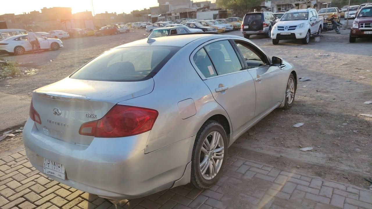 السلام عليكم انفنتي للبيع موديل 2011محرك V6كفاله عامه فول مواصفات بصمة أبواب بصمة تشغيل فتحت سقف بانوراما كشنات جلد خزن ميموري تخم تاير جديد رقم بغداد تحويل ثاني يوم بيع مستعجل للستفسار ***********
