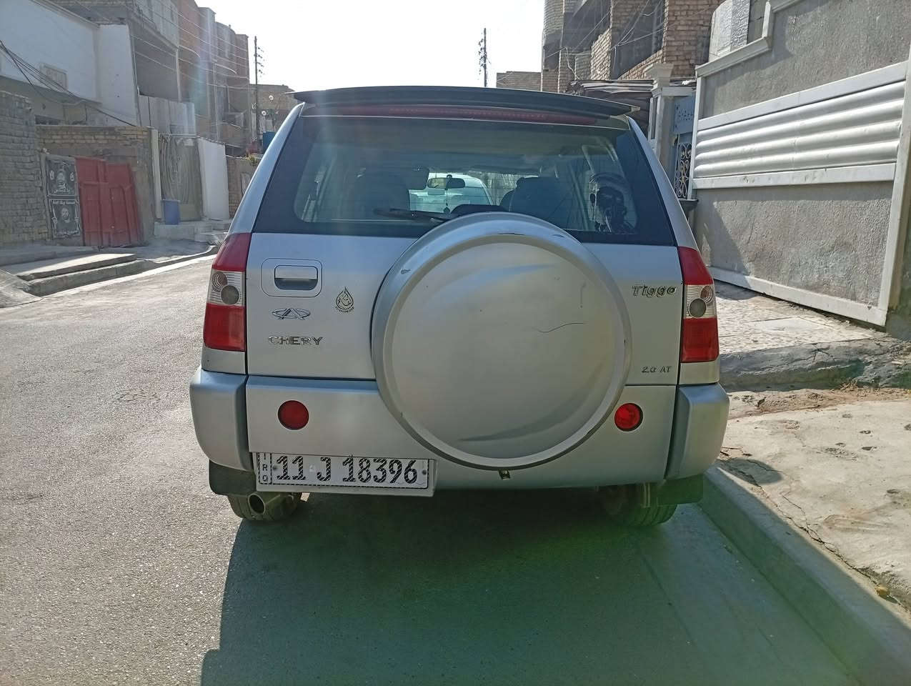تيكو 2011
مكينه 2000مكفوله كير ميكانيكي 
حداديه صدر جدد 
مكفوله من ضربه بيها صبغ بنيد اثر جراد 
وهلال جاملغ 
تبريد شغال 
السعر 48وبيها مجال 
رقمي ***********
مكاني الشعب
