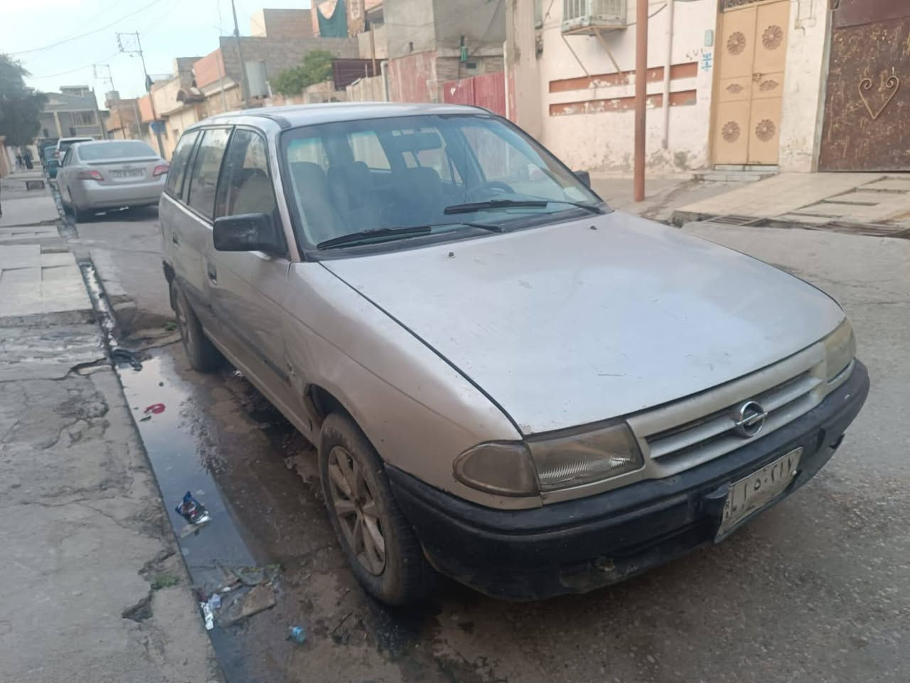 استرا للبيع سنويه منتهي 2025 موديل 1993 شرط تحويل شرعيها بل موصل السعر 29 وبيها مجال ومراوس هم يرهم *********** @ ***********
