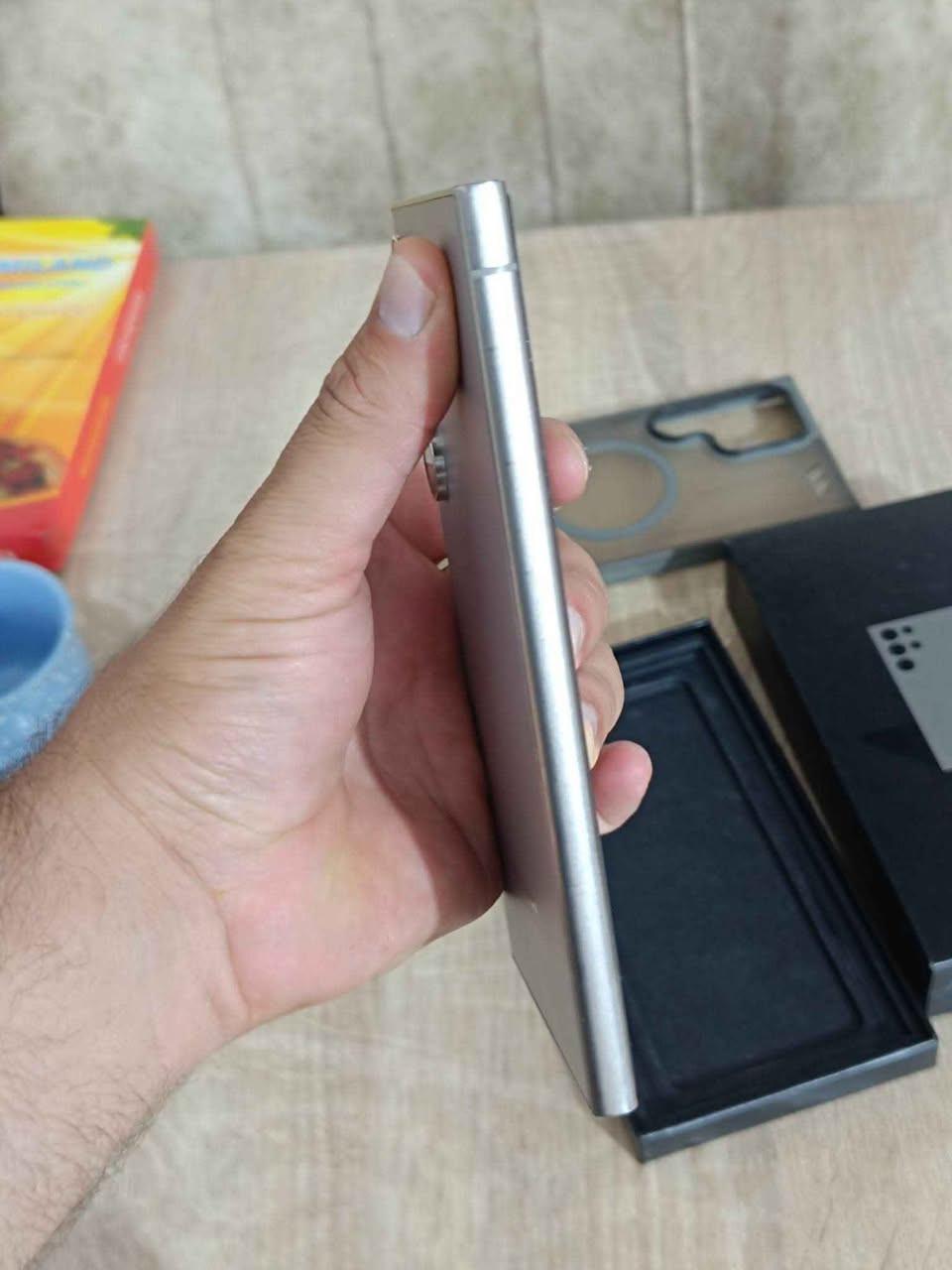 Galaxy  S24 ultra 
 نرخى 925  هه زار  
زاكيره 256 رامى 12
 خاوينى 99%
كامل ئه شيا  
 بي عه يب  و نه كراوه به زه مان 2رؤژ
گه ياندن هه يه 
شوين كركوك 
***********
***********
------------------------------------------------------------------------------------
سعره  925  الف 
ذاكره 256  رام 12
 نظافه 99% 
 غراضه كامل 
  مابيه عيب خطين  و مامفتوح  بضمان يومين الفحص
متوفر توصيل
مكاني كركوك
***********
*********** كركوك, العراق
